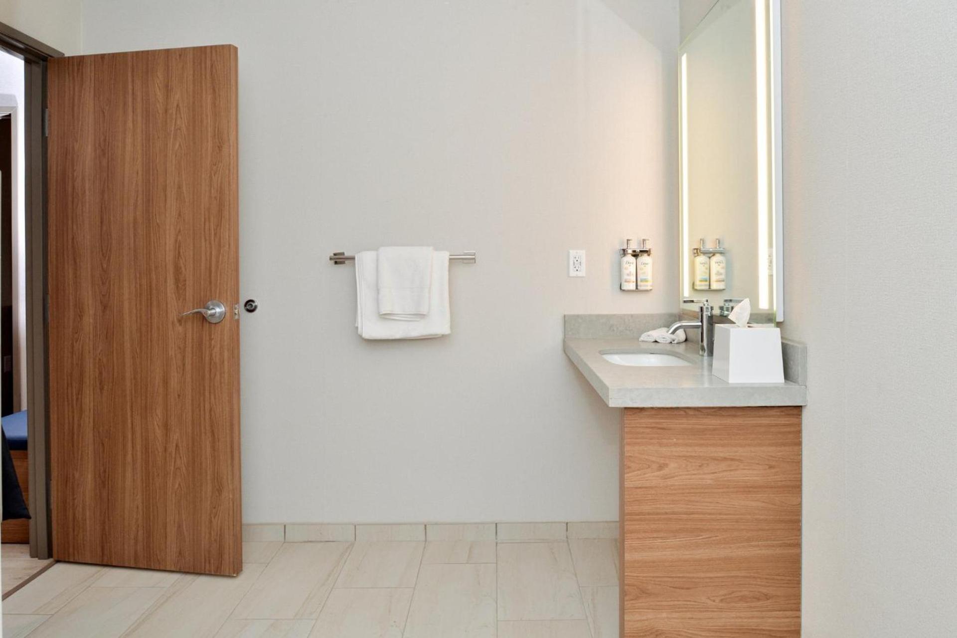 Candlewood Suites - Joliet Southwest by IHG photo 28