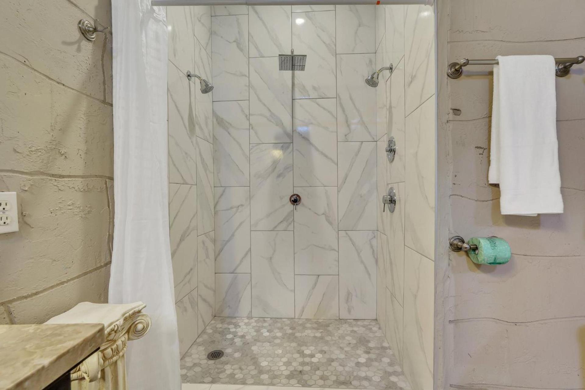 Atlantis Inn - Tybee Island photo 29