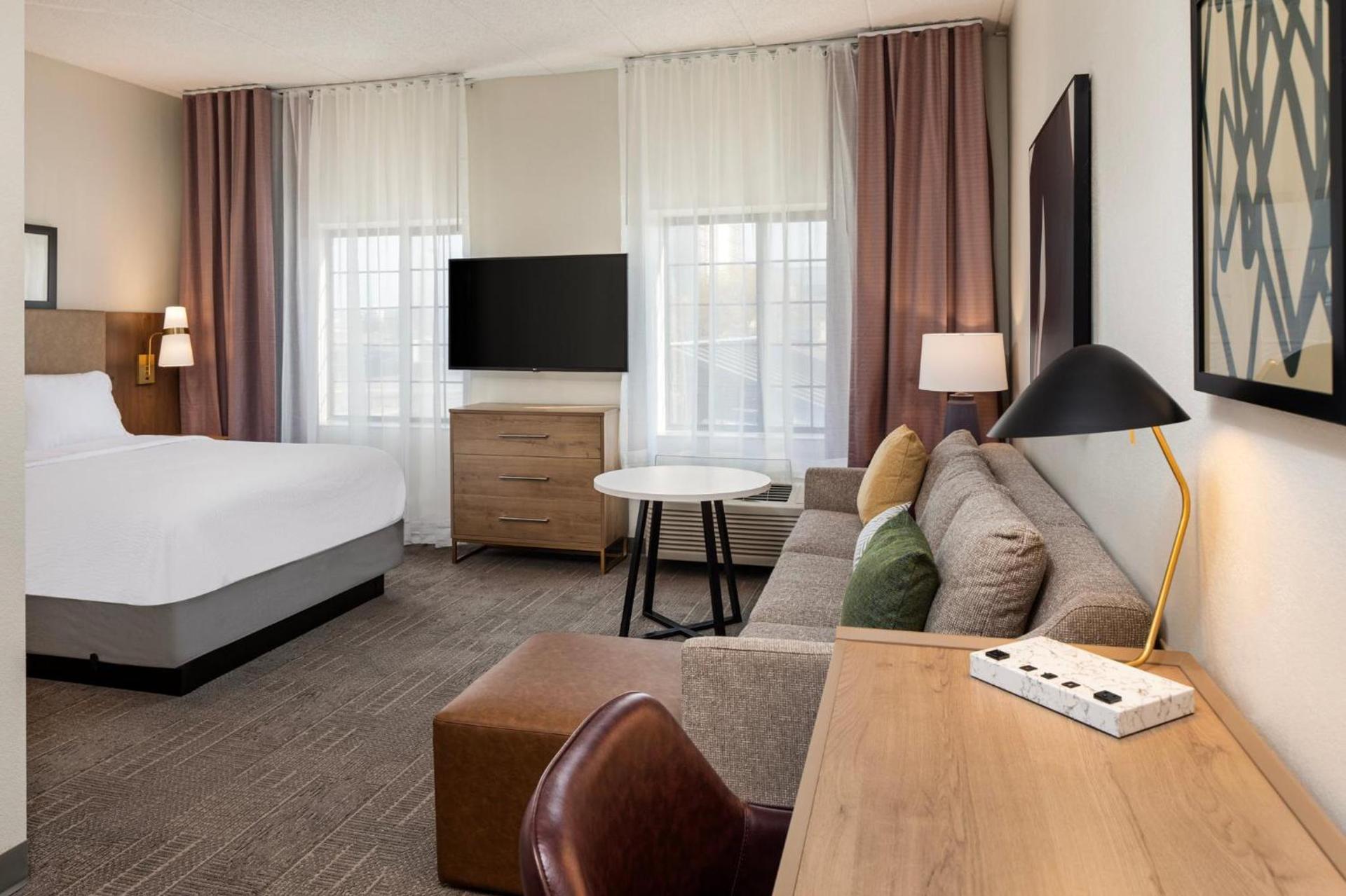 Staybridge Suites Minneapolis-Maple Grove by IHG photo 49