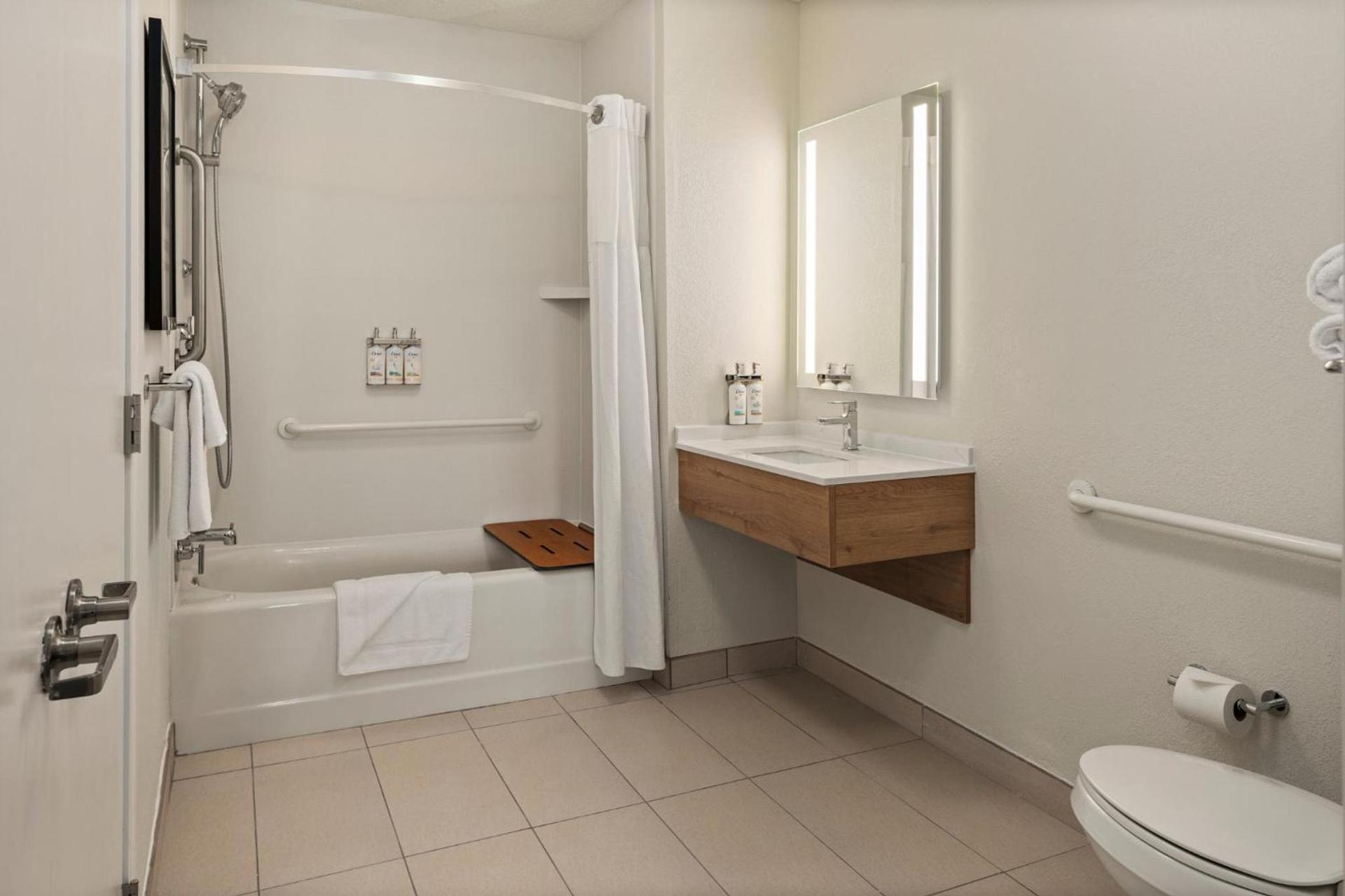 Staybridge Suites Minneapolis-Bloomington by IHG photo 55