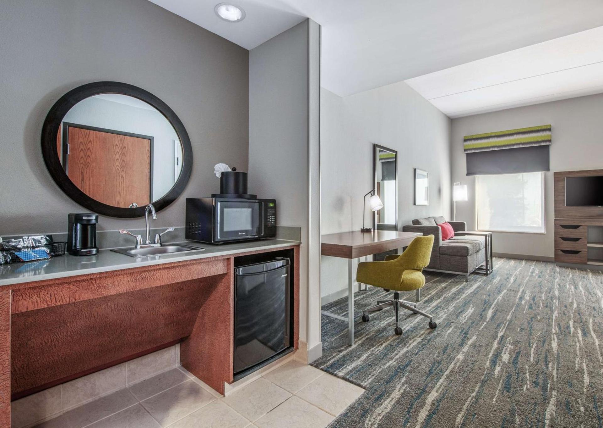Hampton Inn & Suites Dallas-Allen photo 20