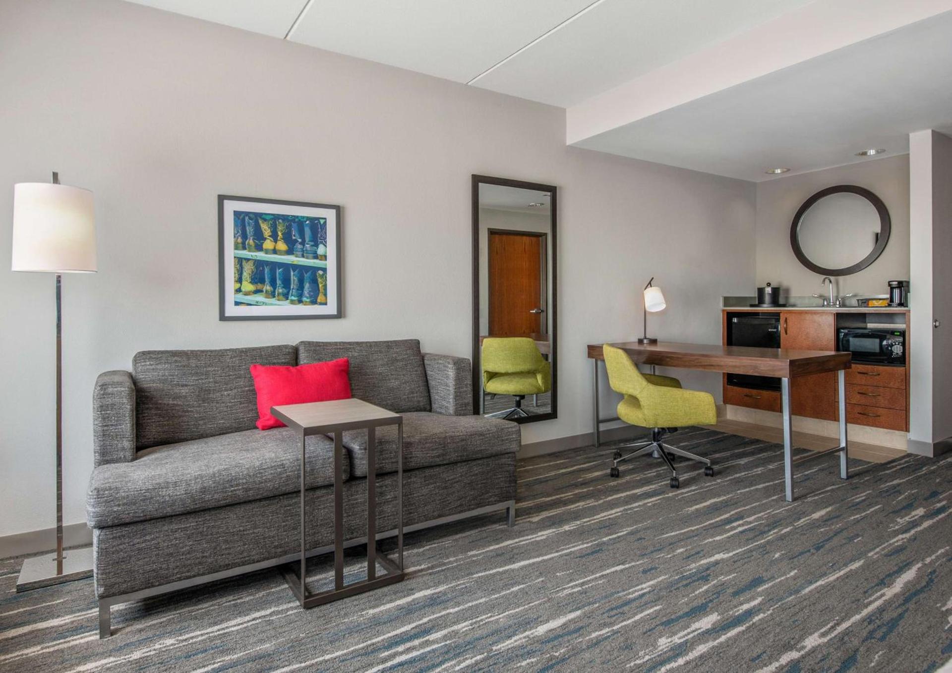 Hampton Inn & Suites Dallas-Allen photo 22