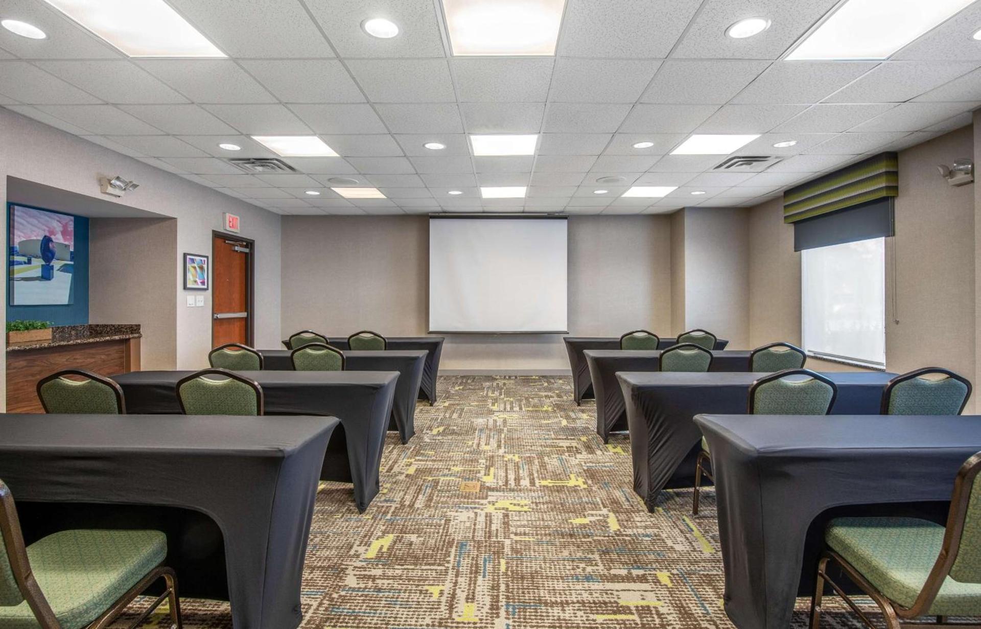 Hampton Inn & Suites Dallas-Allen photo 33