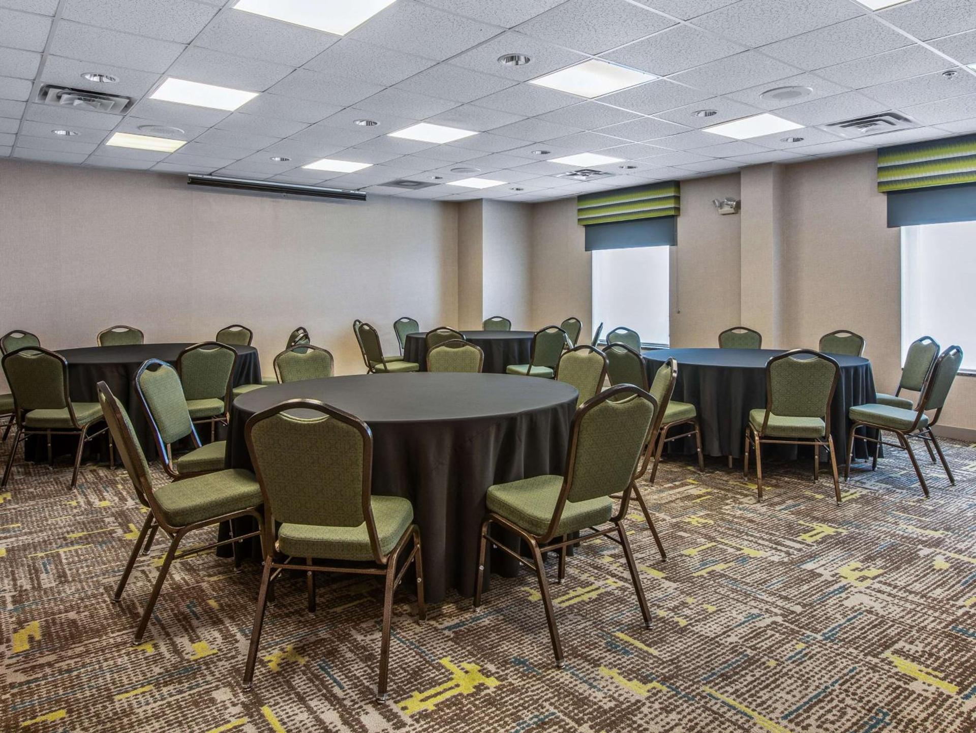 Hampton Inn & Suites Dallas-Allen photo 34