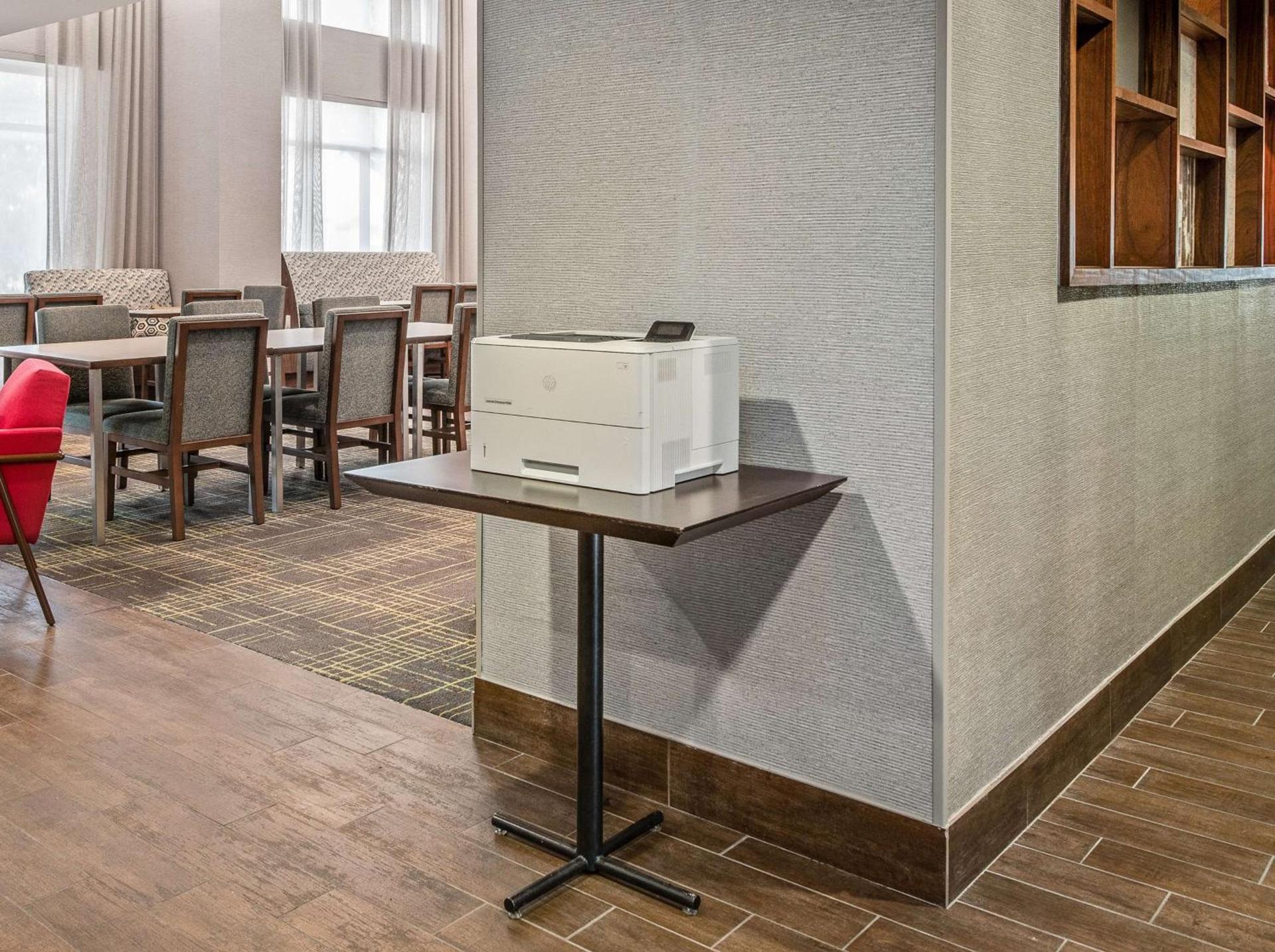 Hampton Inn & Suites Dallas-Allen photo 35