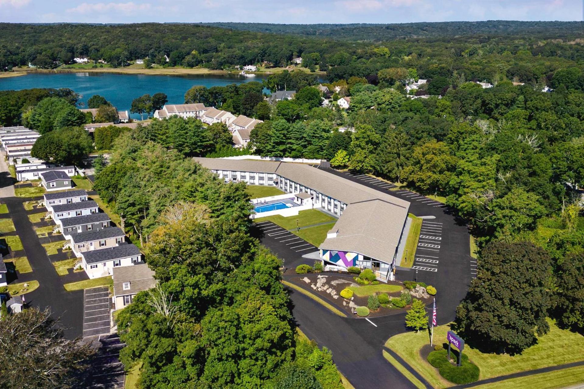 Spark By Hilton Mystic Groton — hotel in Mystic