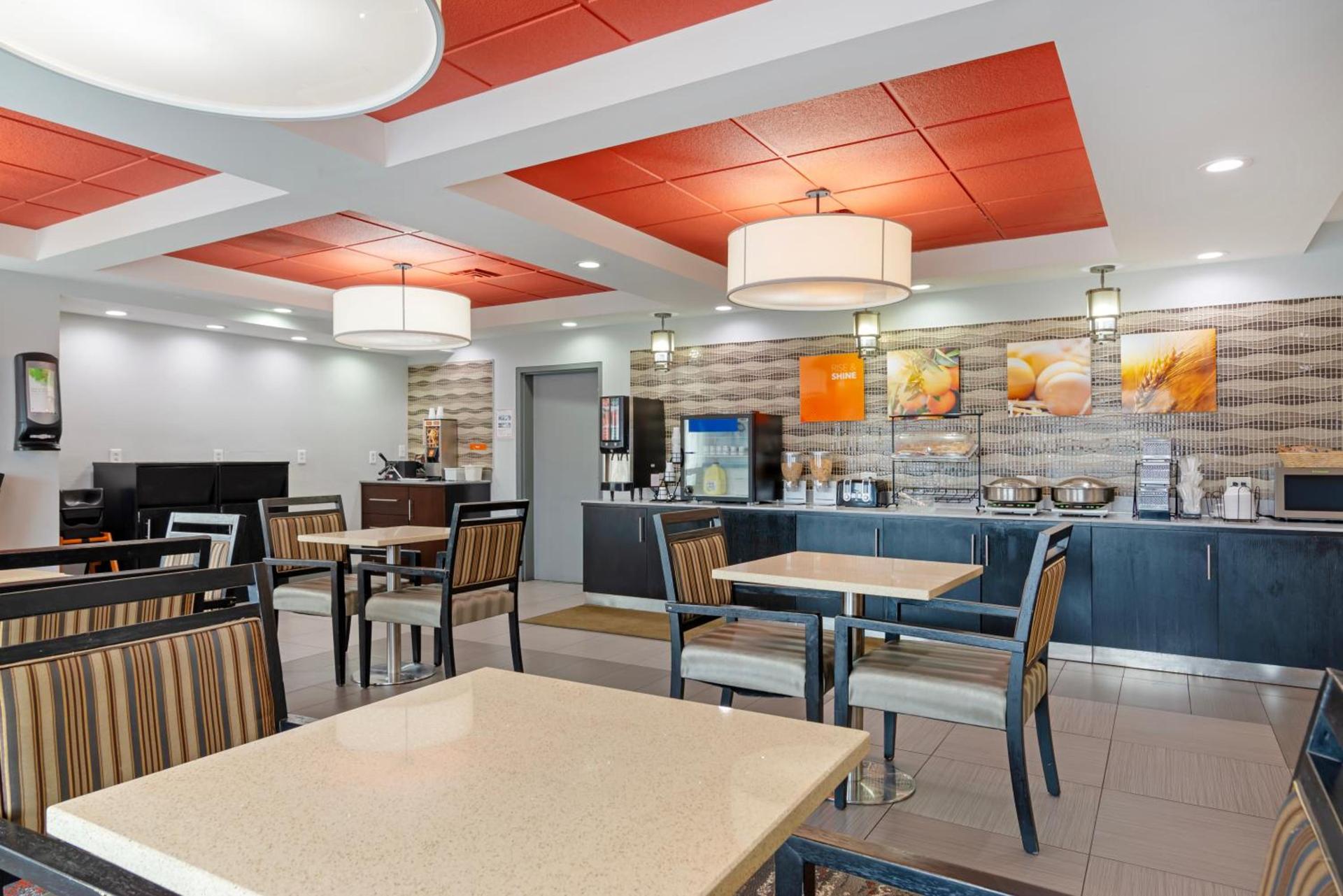 Comfort Inn & Suites Carrollton photo 25