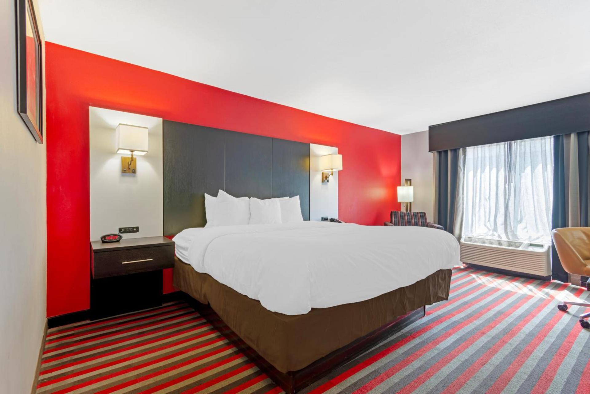 Comfort Inn & Suites Carrollton photo 42