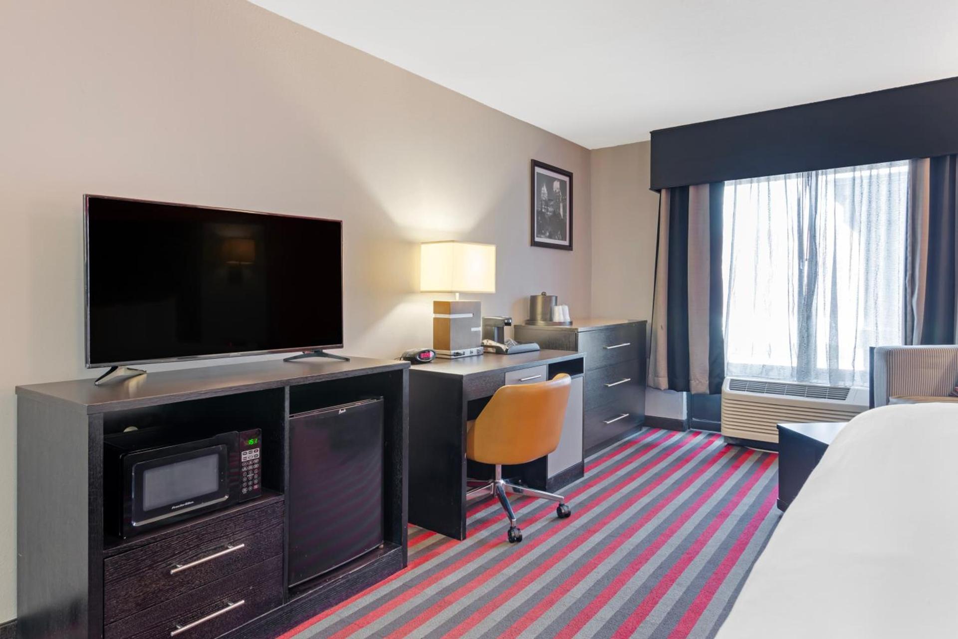 Comfort Inn & Suites Carrollton photo 44