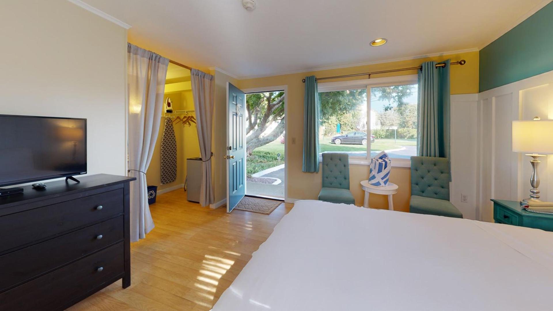 Breezeway Boutique Hotel photo 71