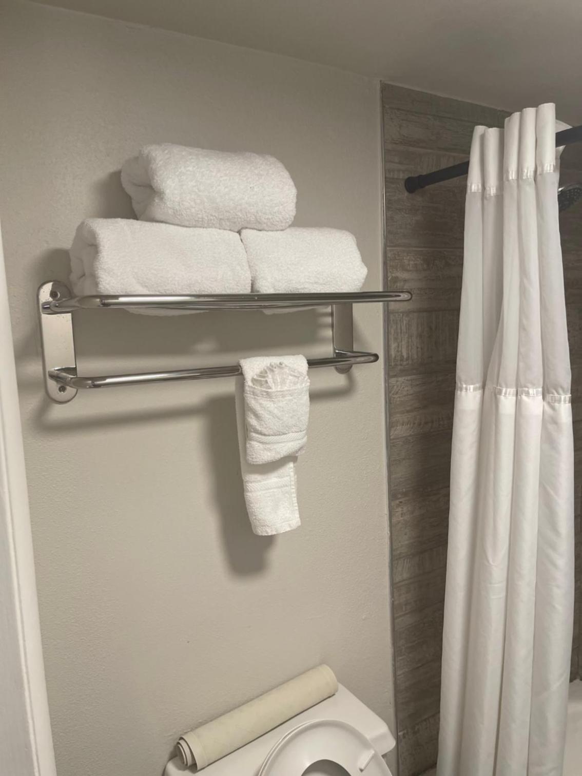 Quality Inn & Suites Orlando East - UCF Area photo 43