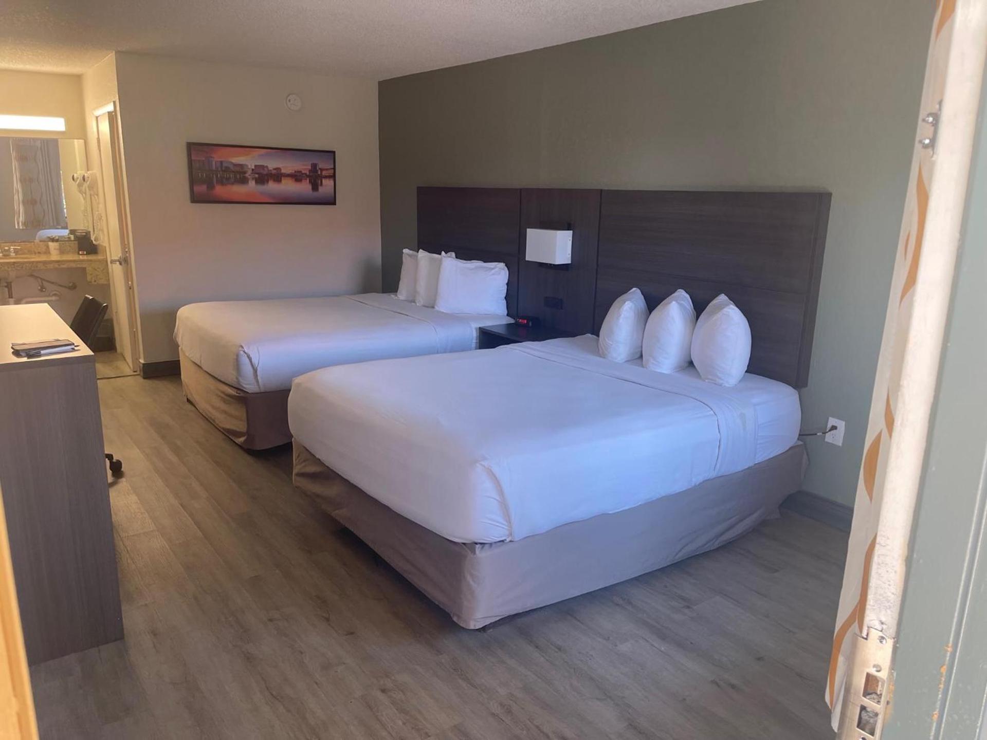 Quality Inn & Suites Orlando East - UCF Area photo 29