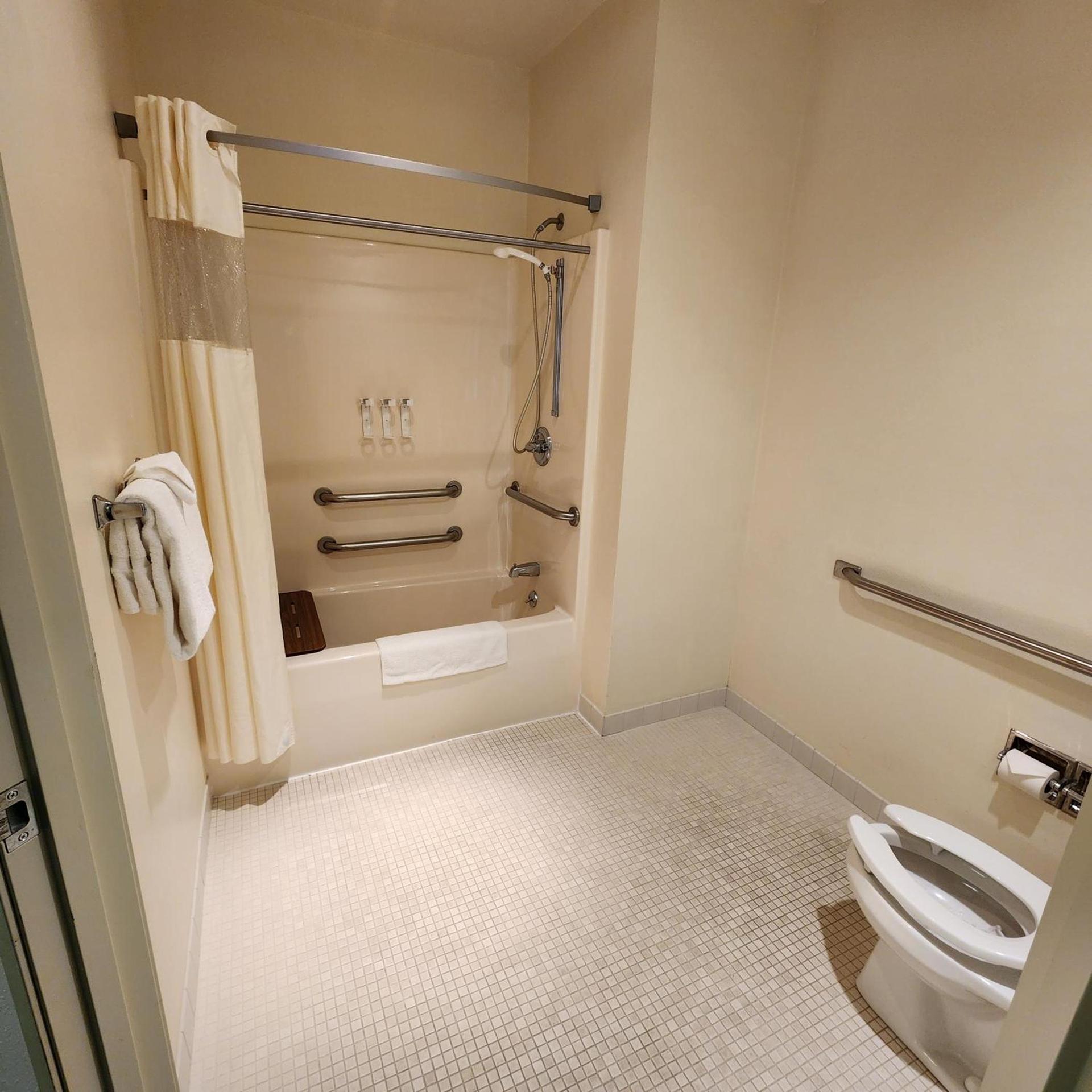 Baymont by Wyndham Mackinaw City photo 27