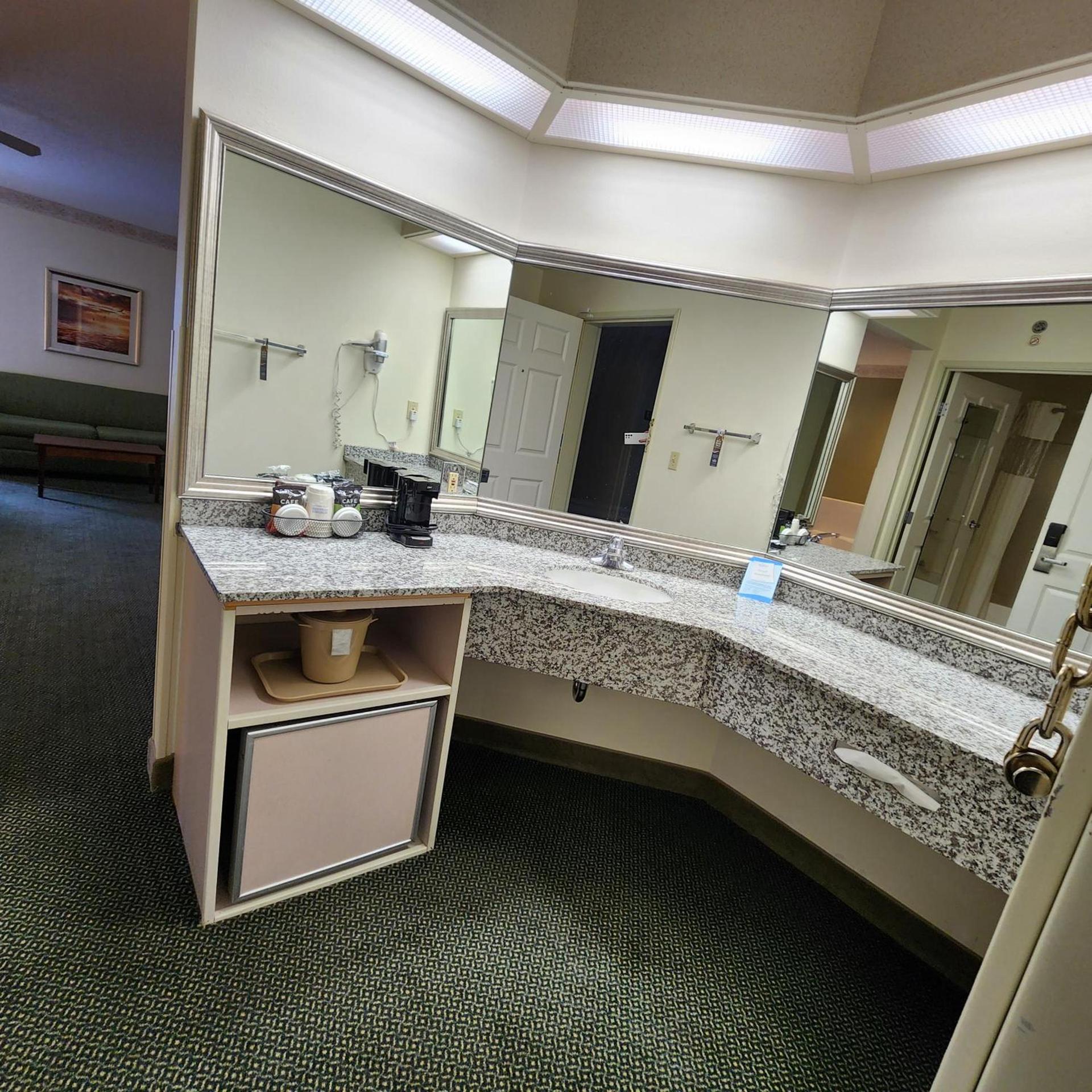 Baymont by Wyndham Mackinaw City photo 34