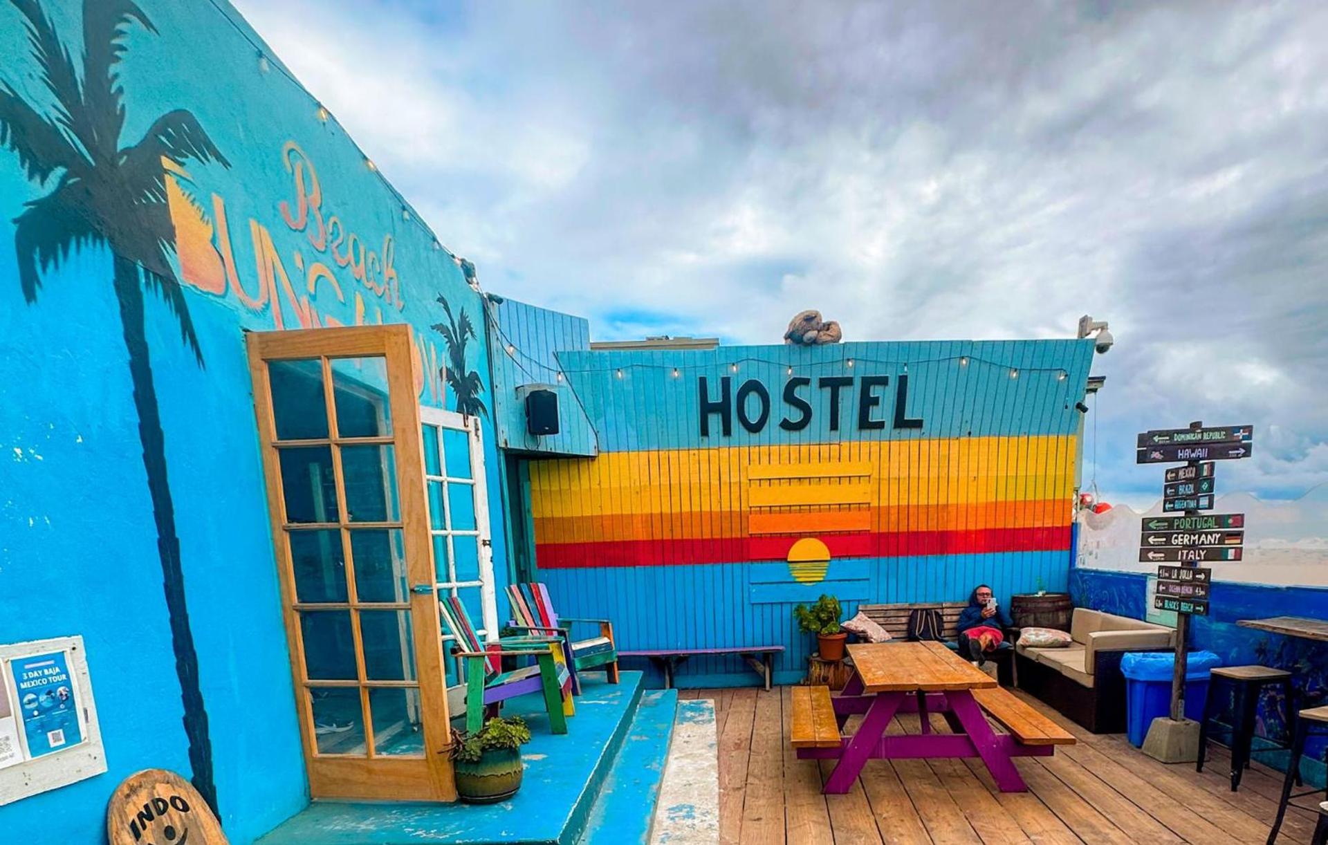 ITH San Diego Beach Bungalow Surf Hostel photo 3
