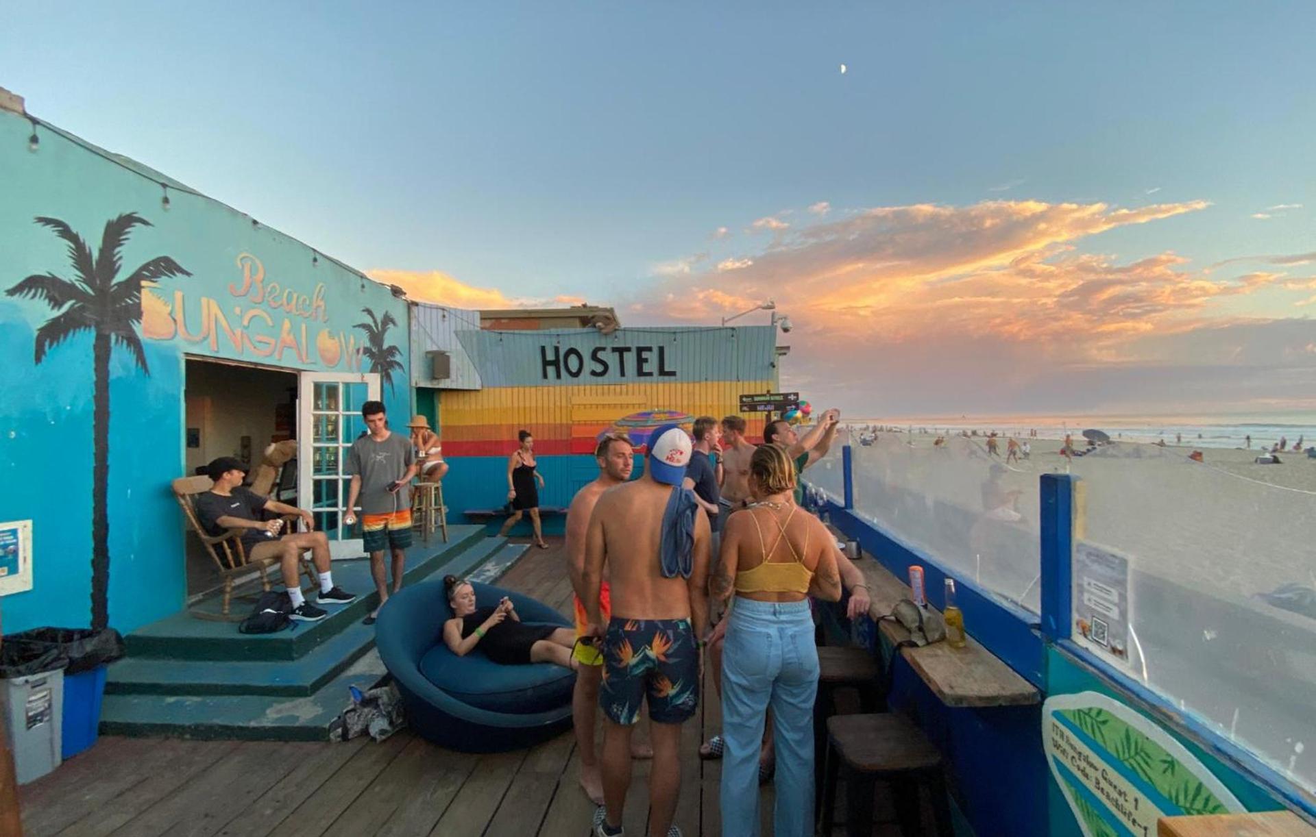 ITH San Diego Beach Bungalow Surf Hostel photo 94