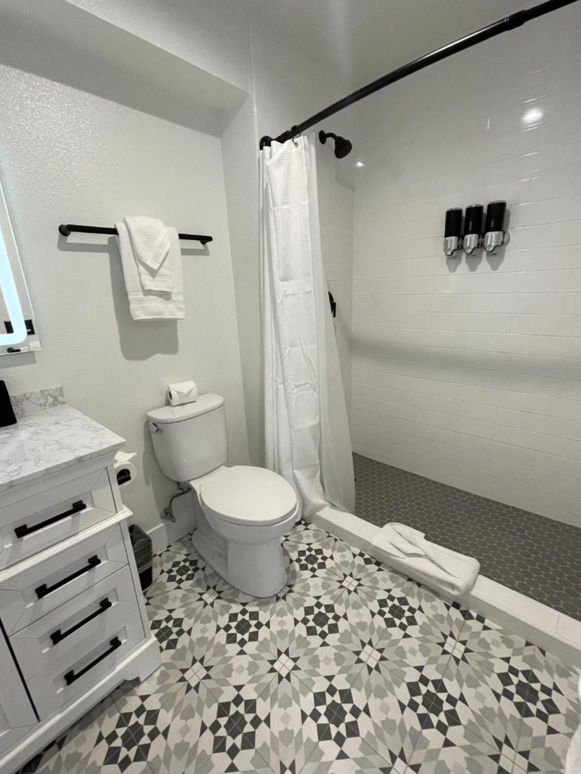 New Haven Inn photo 49