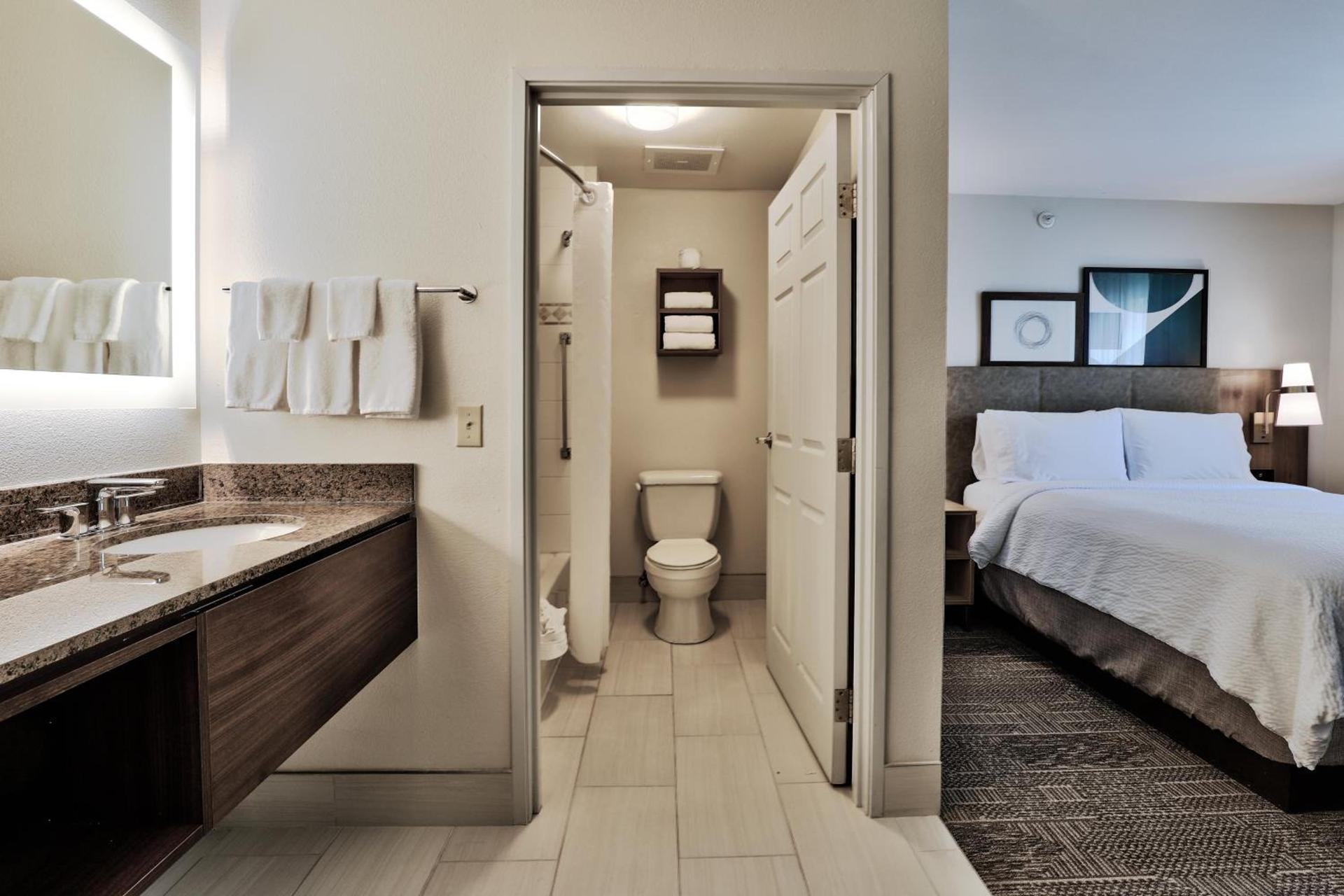 Staybridge Suites - Albuquerque Airport by IHG photo 9