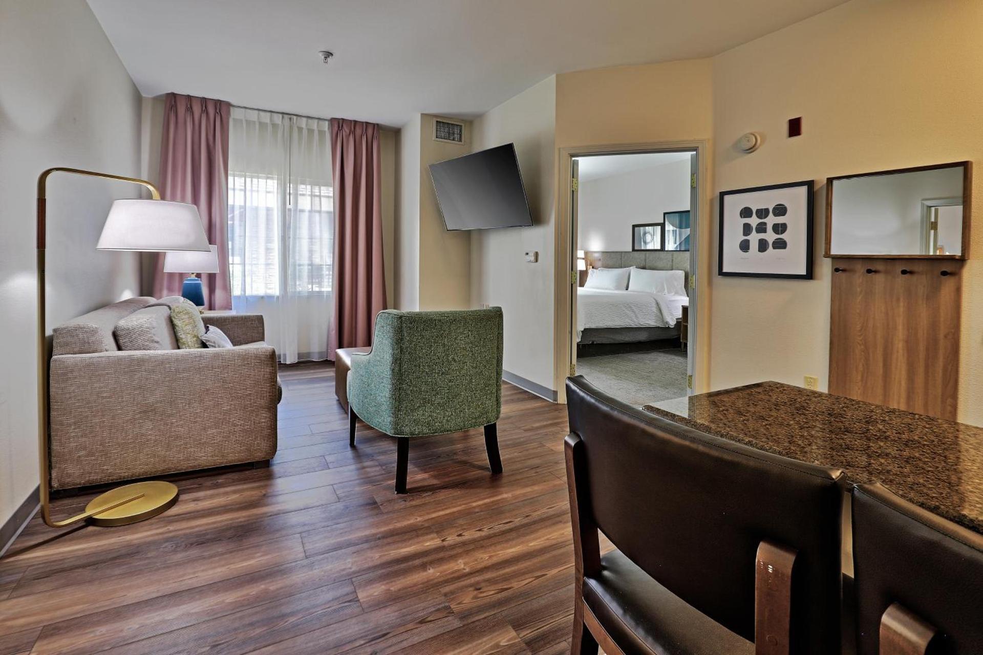 Staybridge Suites - Albuquerque Airport by IHG photo 10