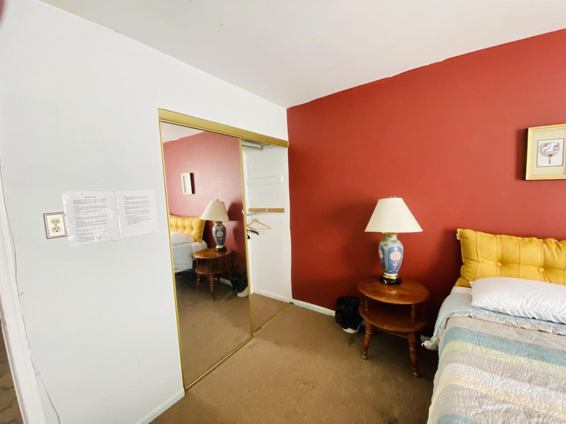 Airport Xpress Guestrooms photo 19