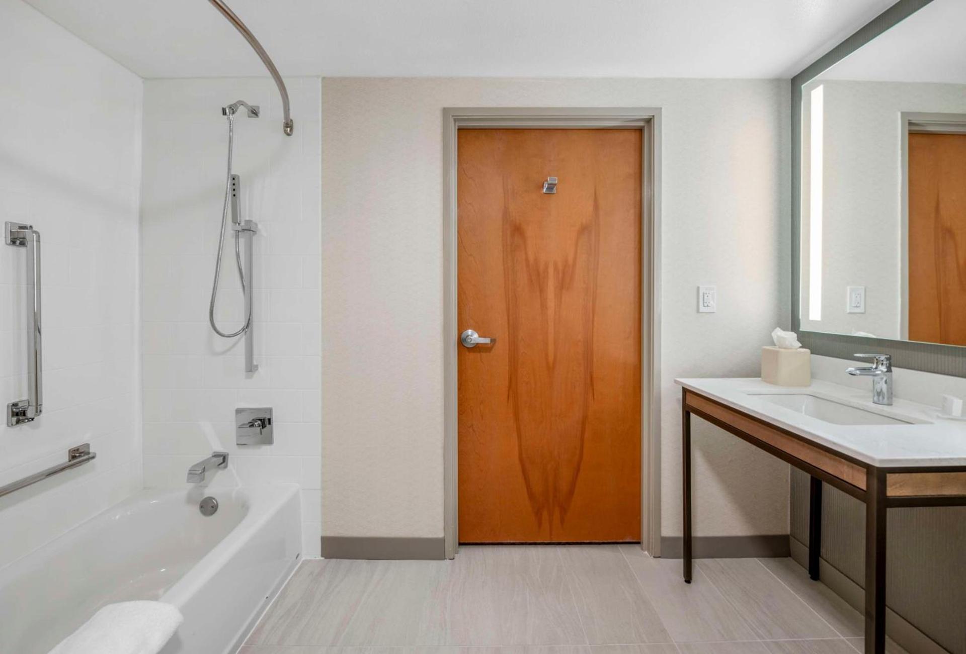 Hilton Garden Inn Dallas/Allen photo 16