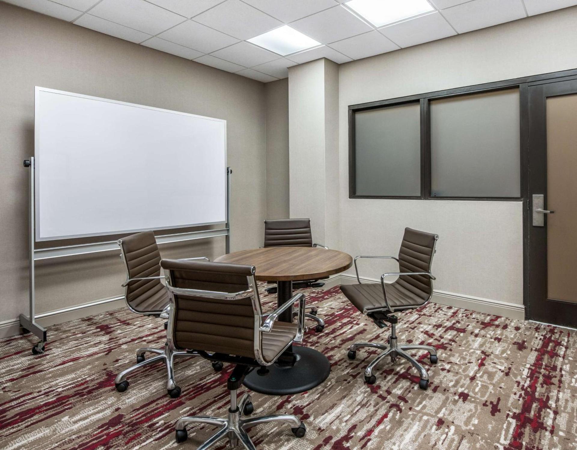 Hilton Garden Inn Dallas/Allen photo 37