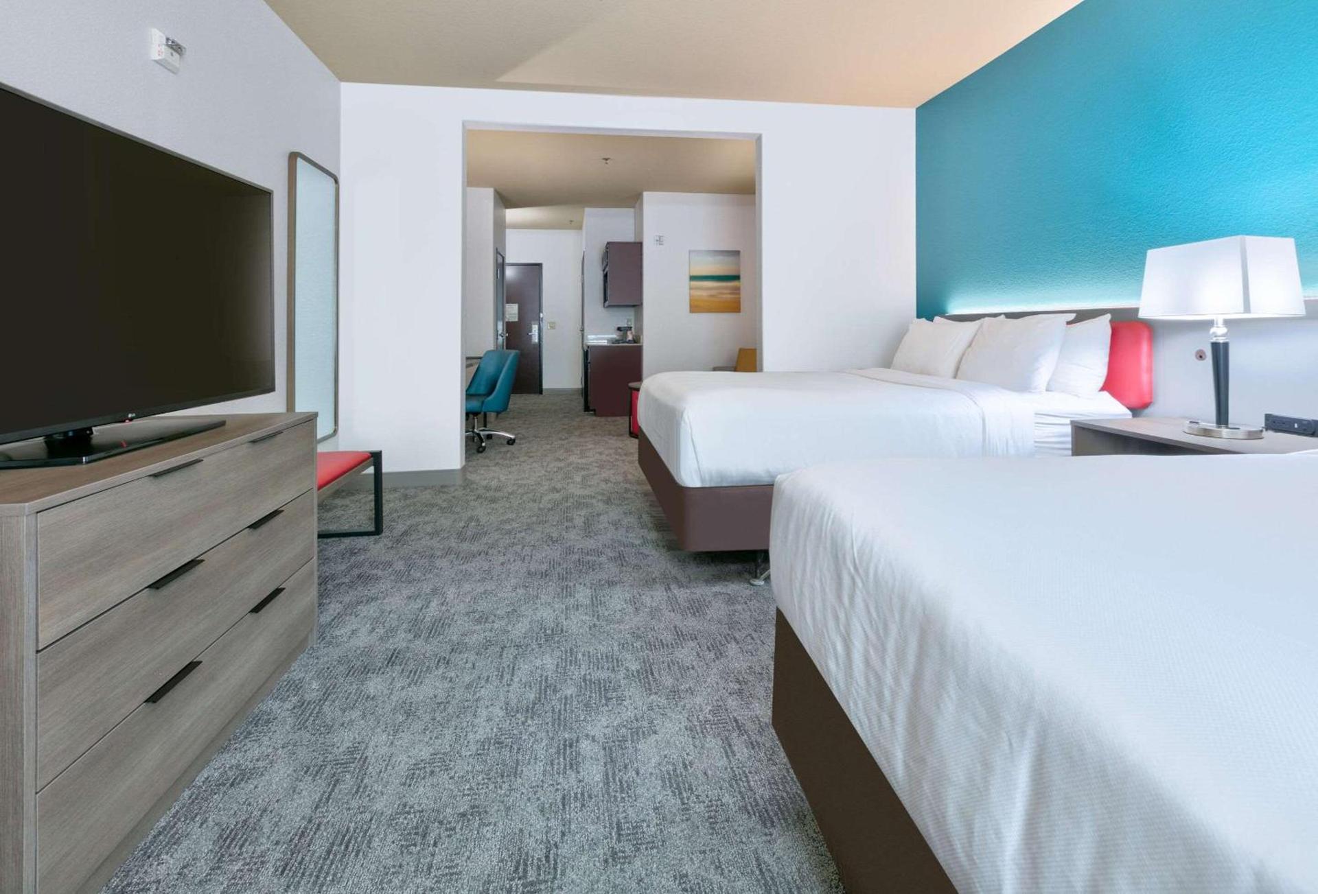 Comfort Suites Arlington - Entertainment District photo 5