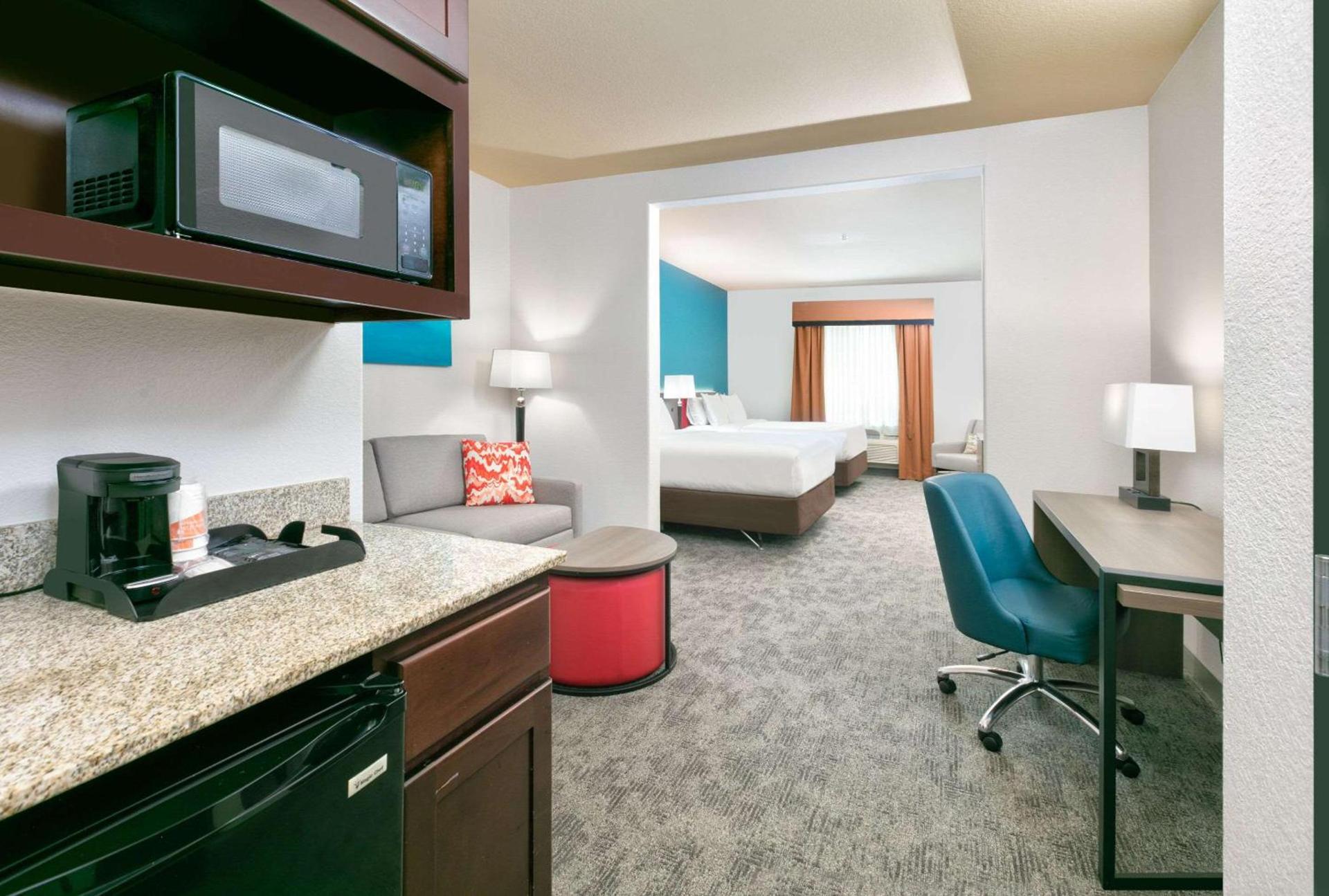 Comfort Suites Arlington - Entertainment District photo 6