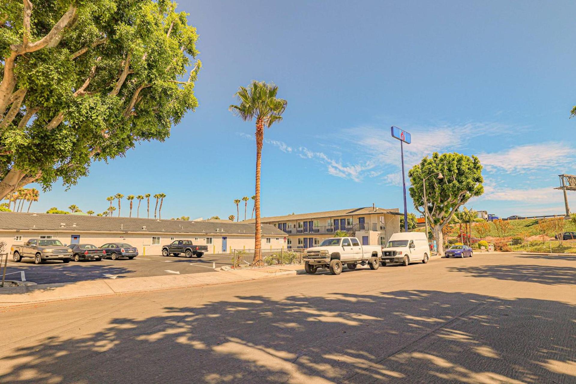 Motel 6, Tustin, Orange County-CA photo 3