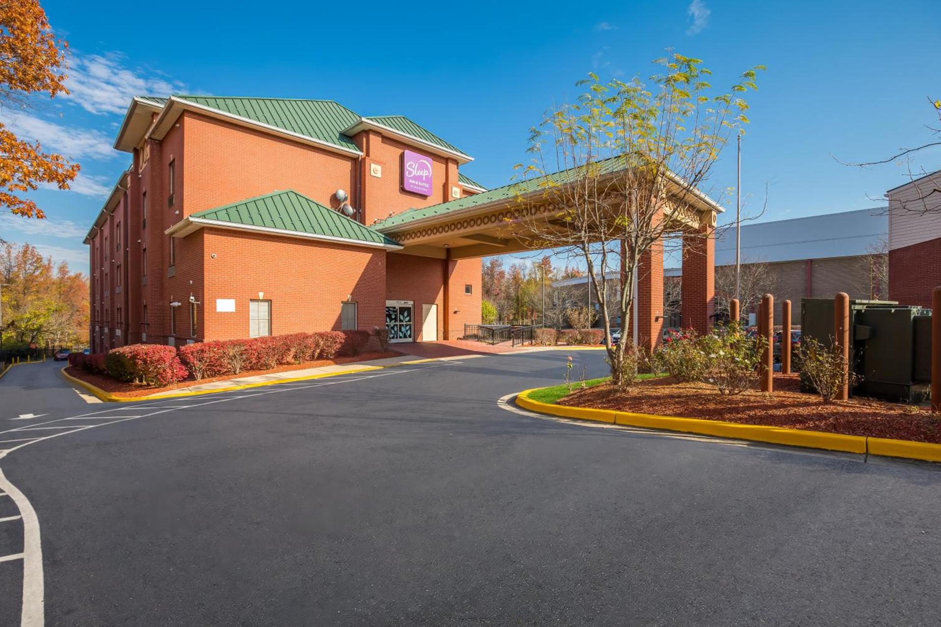 Sleep Inn & Suites near Joint Base Andrews-Washington Area photo 1