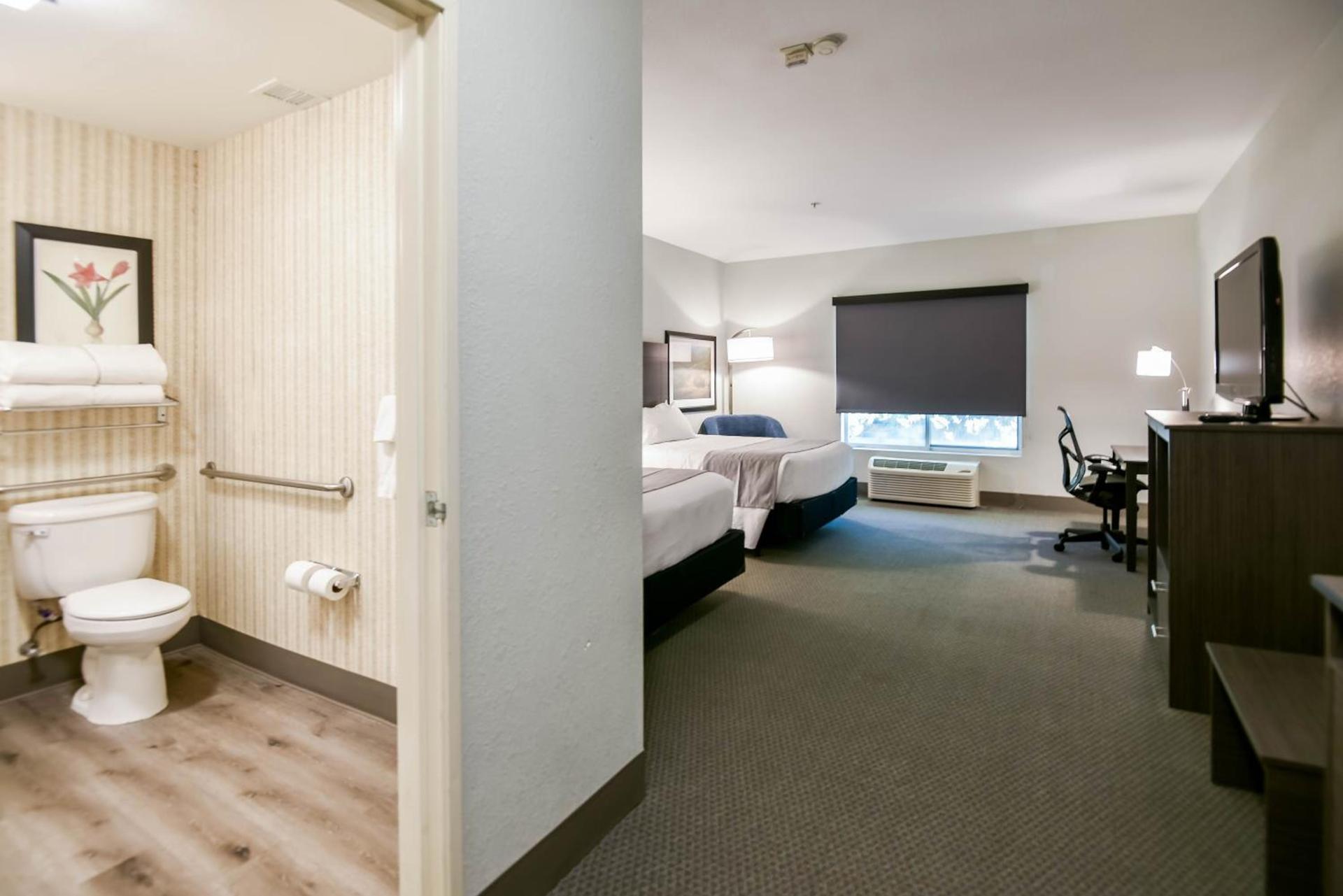 Shutters Hotel photo 27