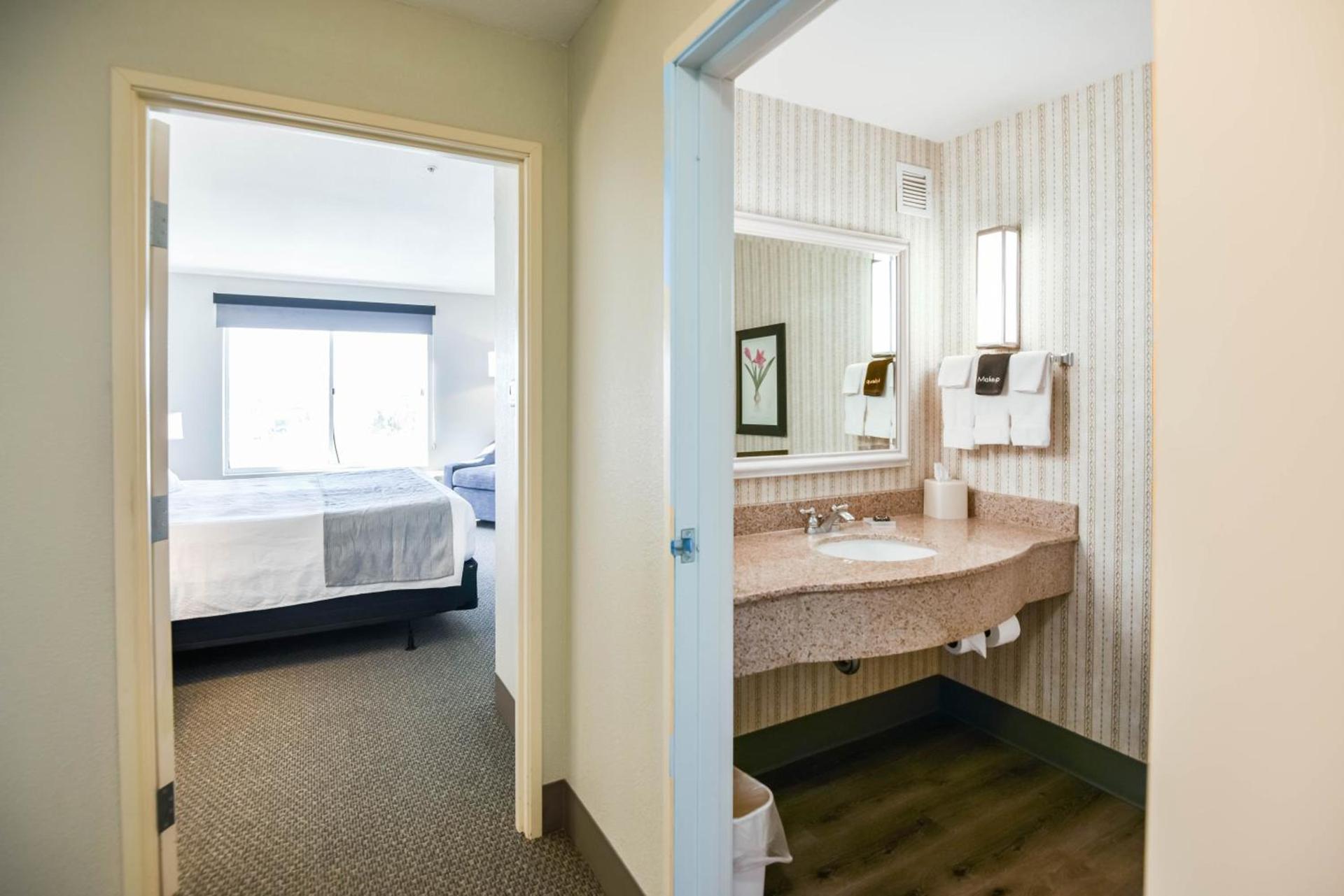 Shutters Hotel photo 75