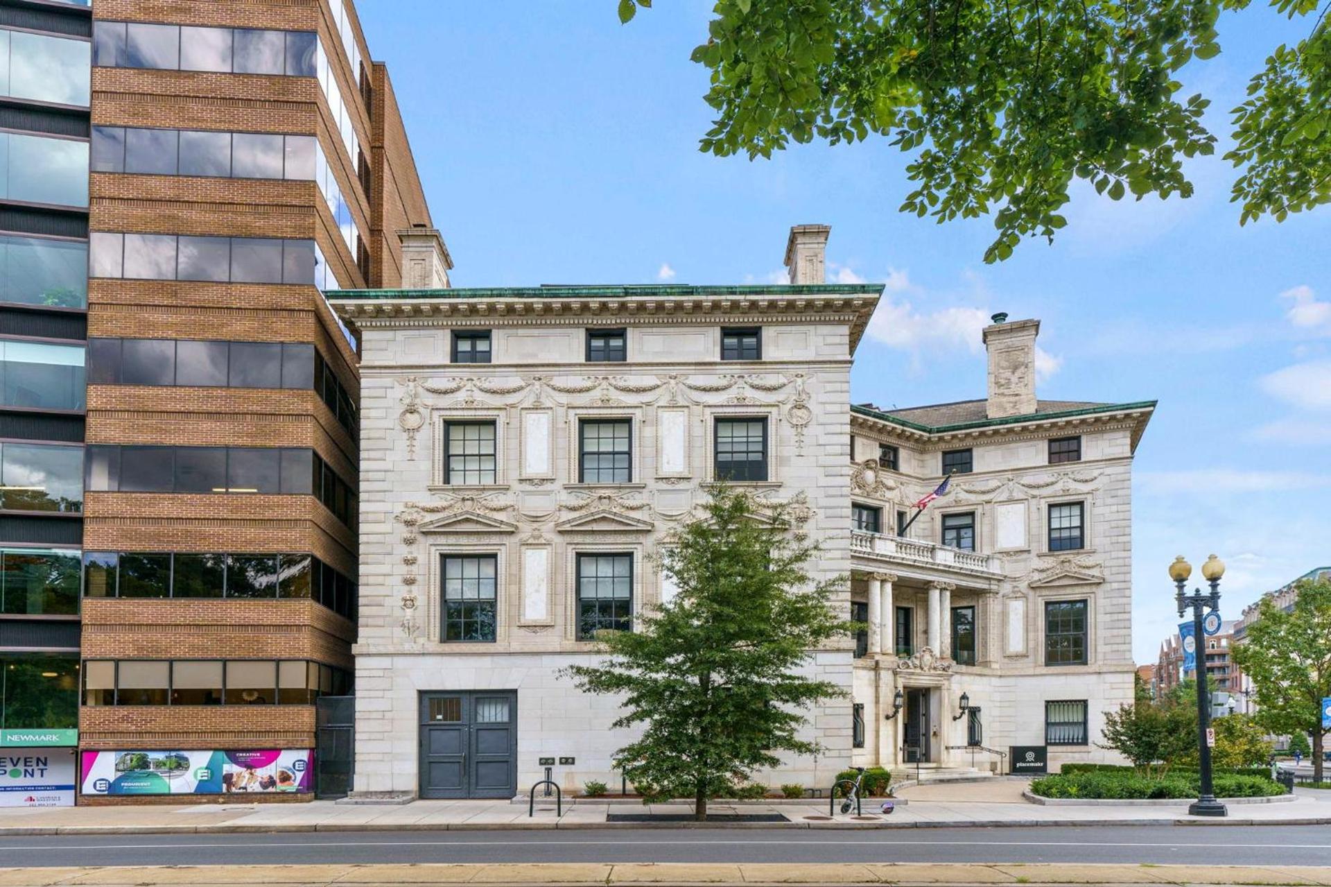 Placemakr Dupont Circle photo 4