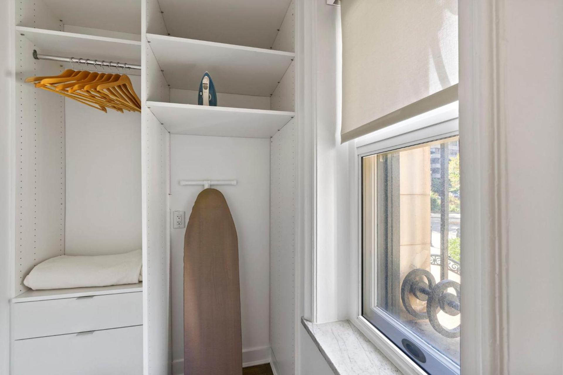 Placemakr Dupont Circle photo 50