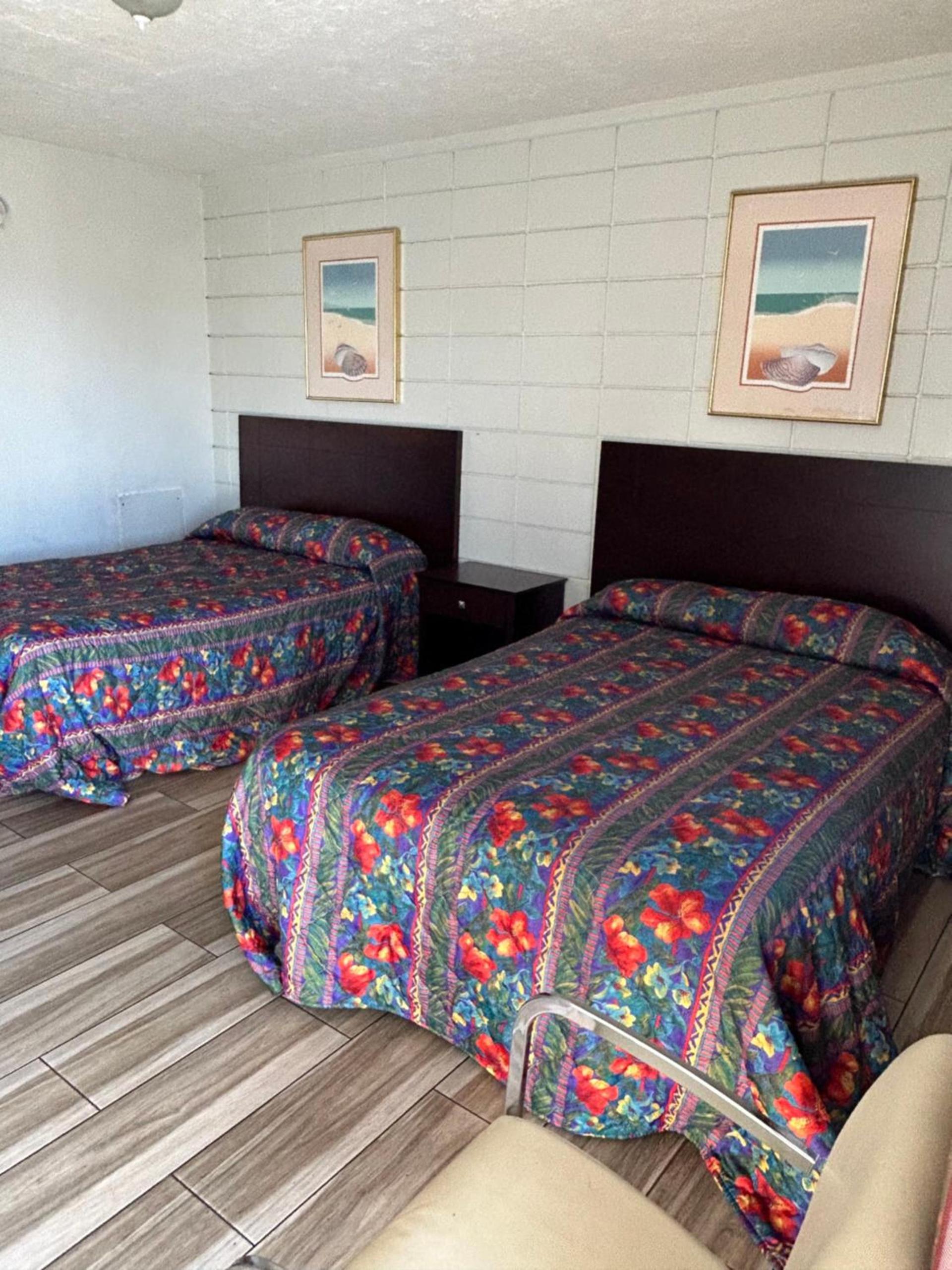 Candlelight Inn photo 4