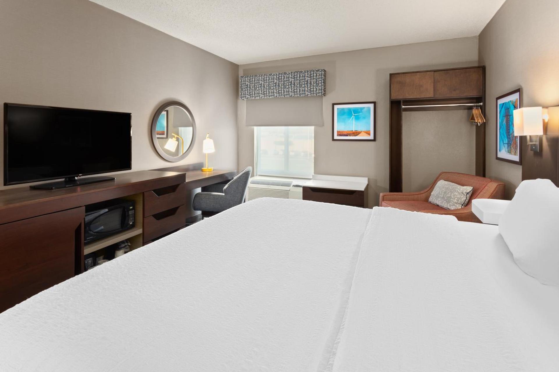 Hampton Inn & Suites Scottsburg photo 57