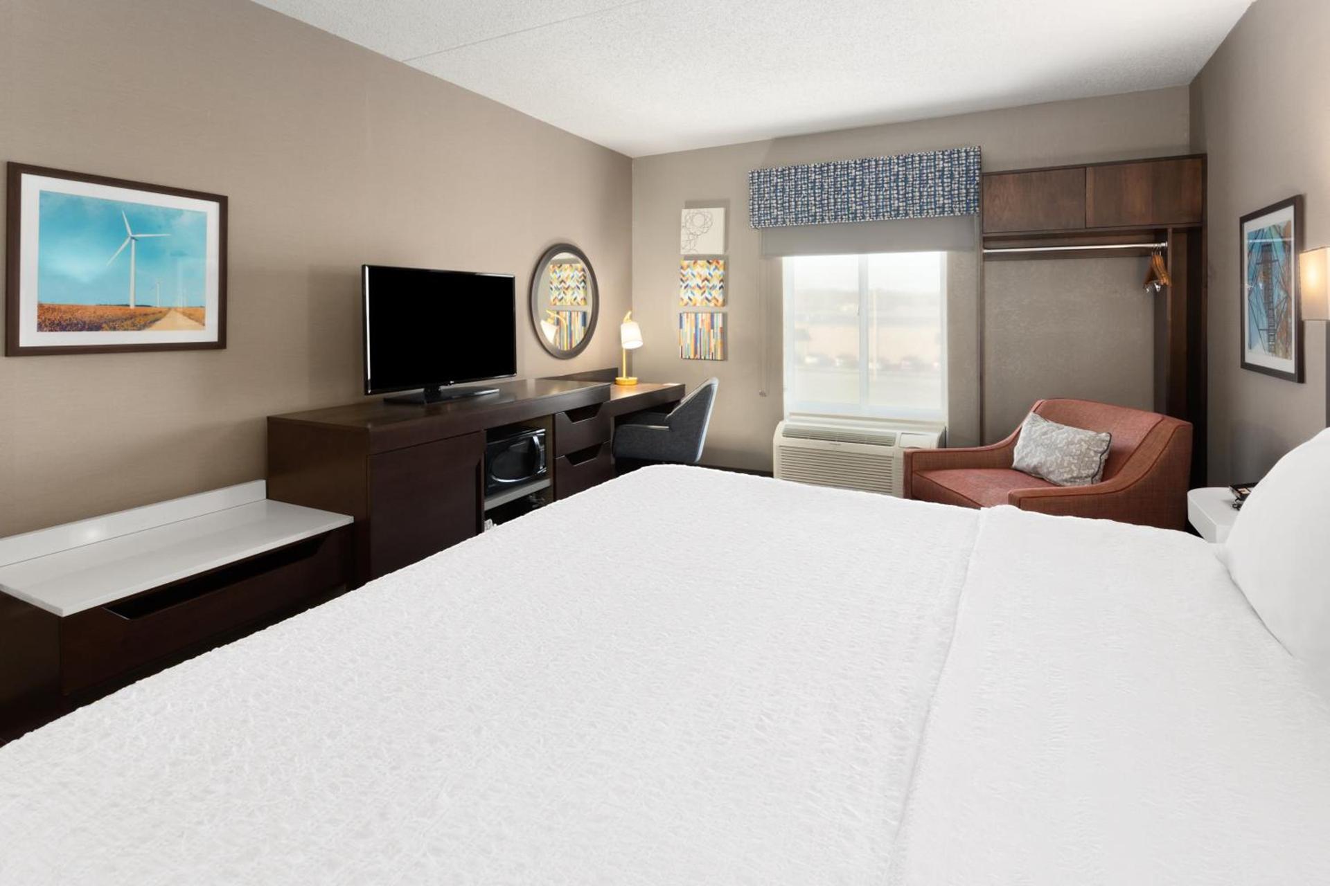 Hampton Inn & Suites Scottsburg photo 46