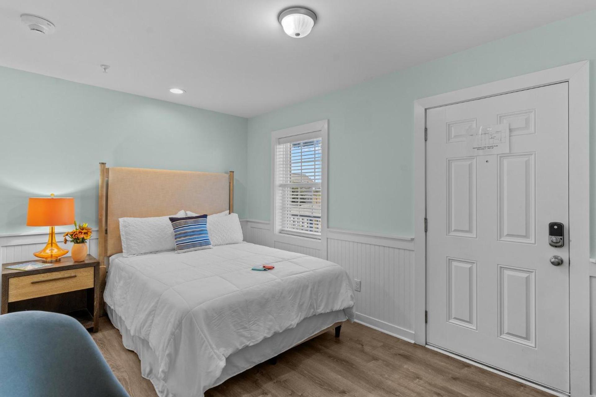 Loggerhead Inn and Suites photo 19