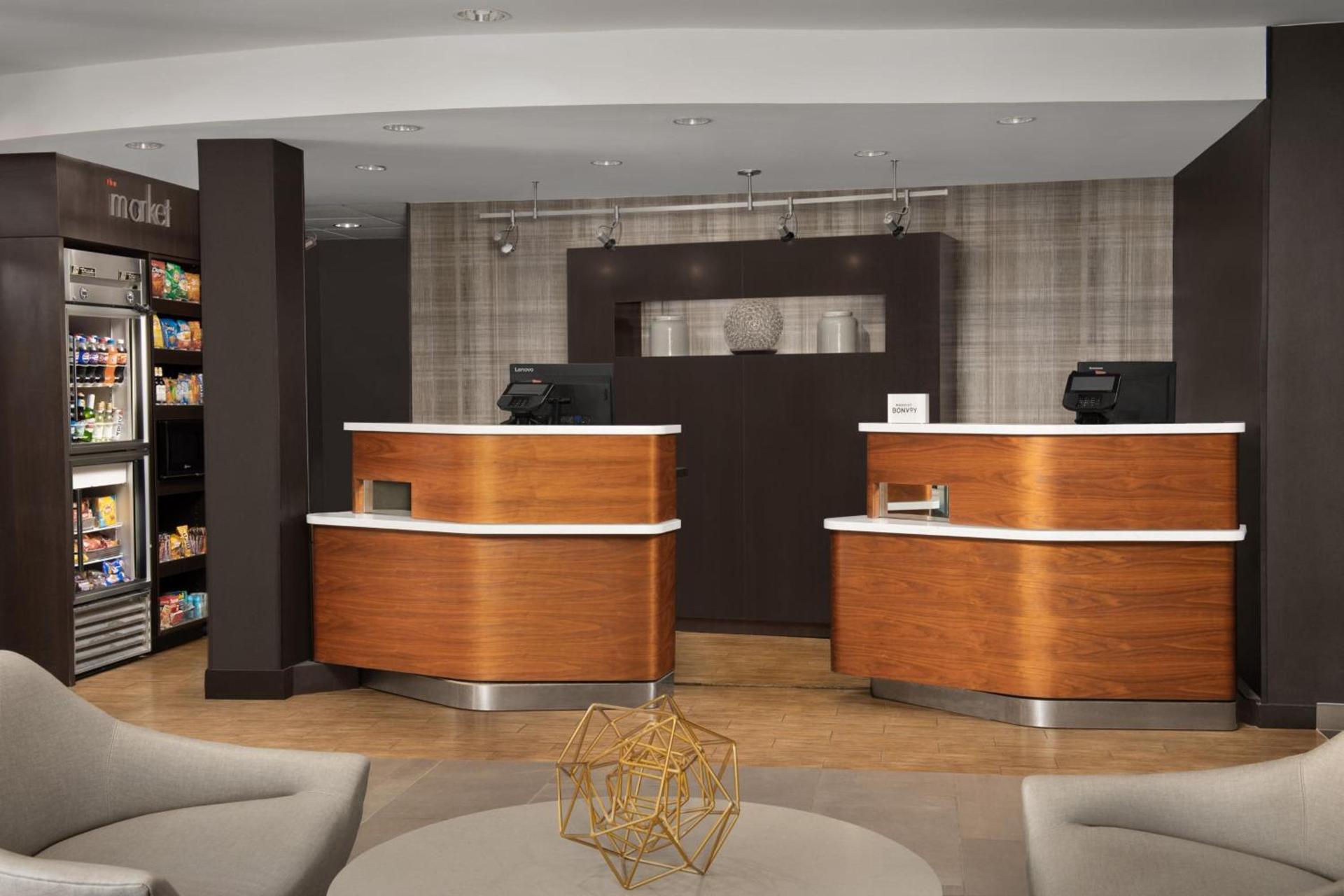 Courtyard by Marriott Dothan photo 3
