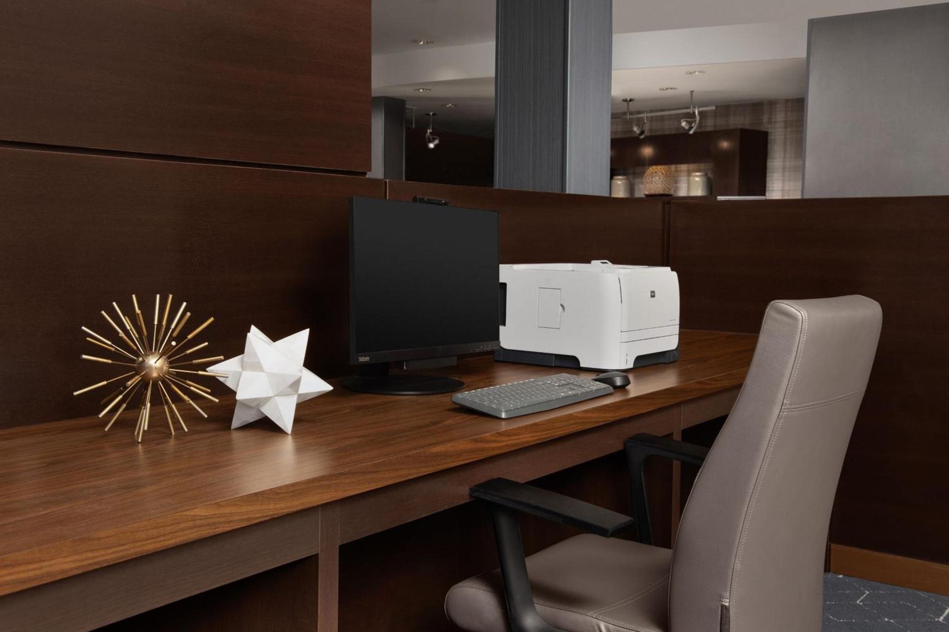 Courtyard by Marriott Dothan photo 5