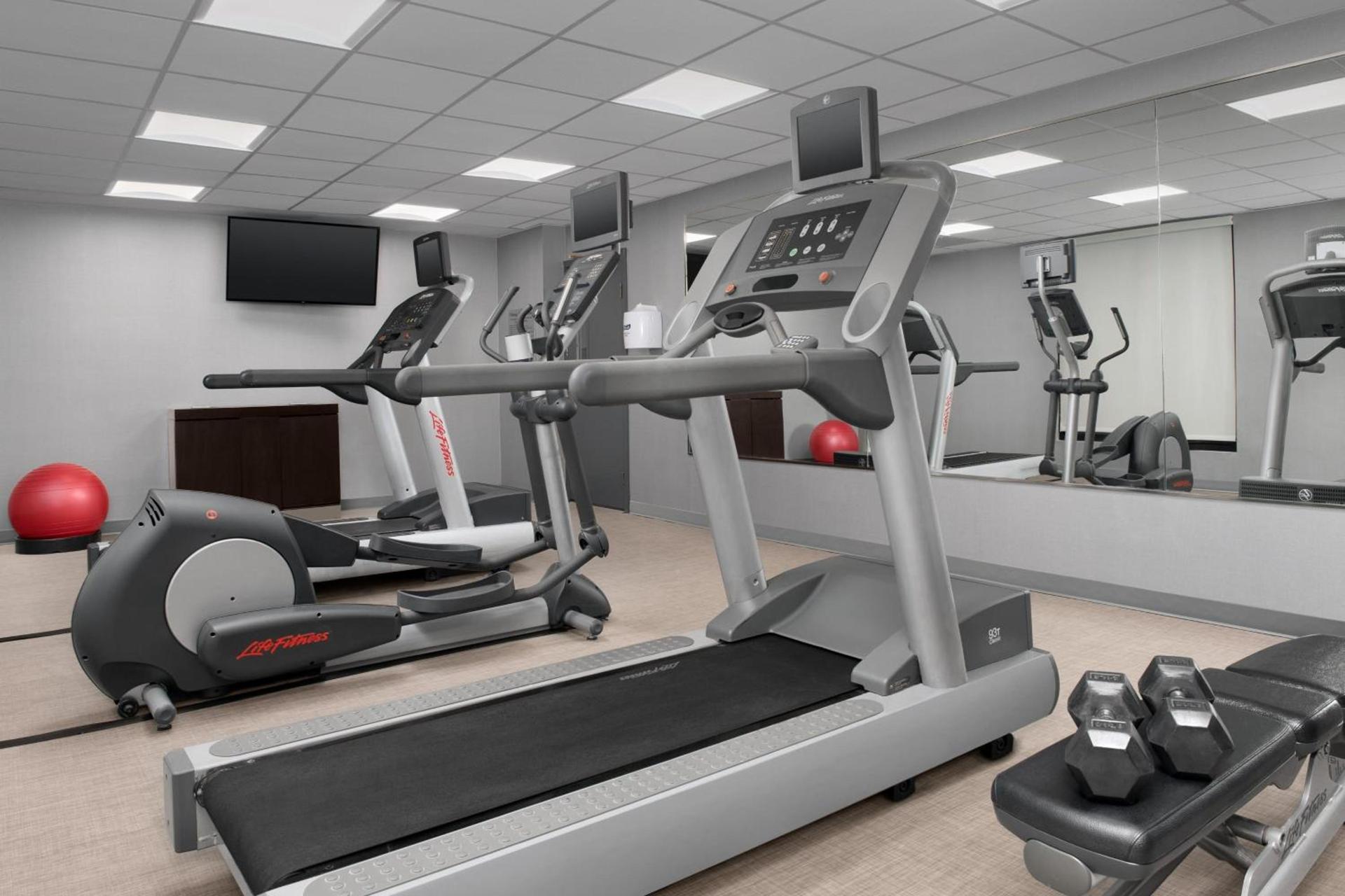 Courtyard by Marriott Dothan photo 12