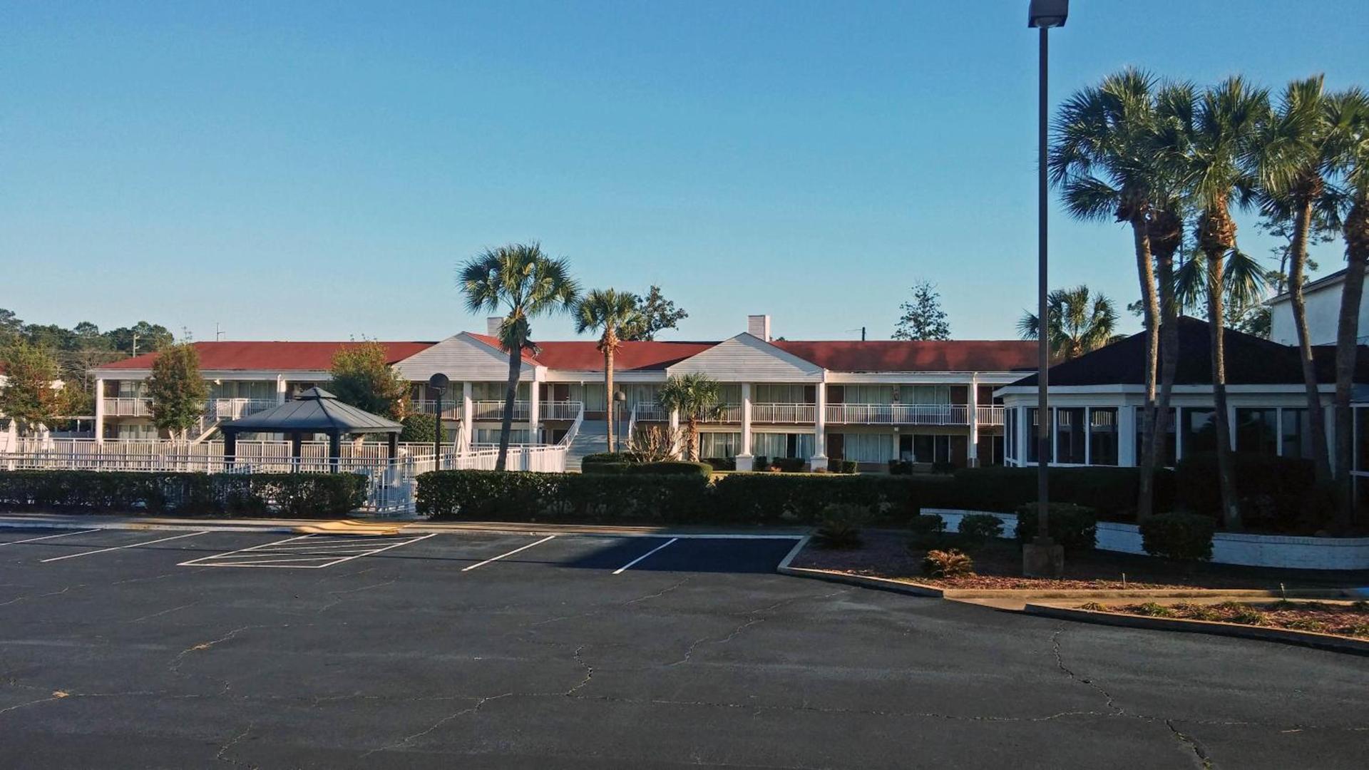 Motel 6-Brunswick, GA photo 11
