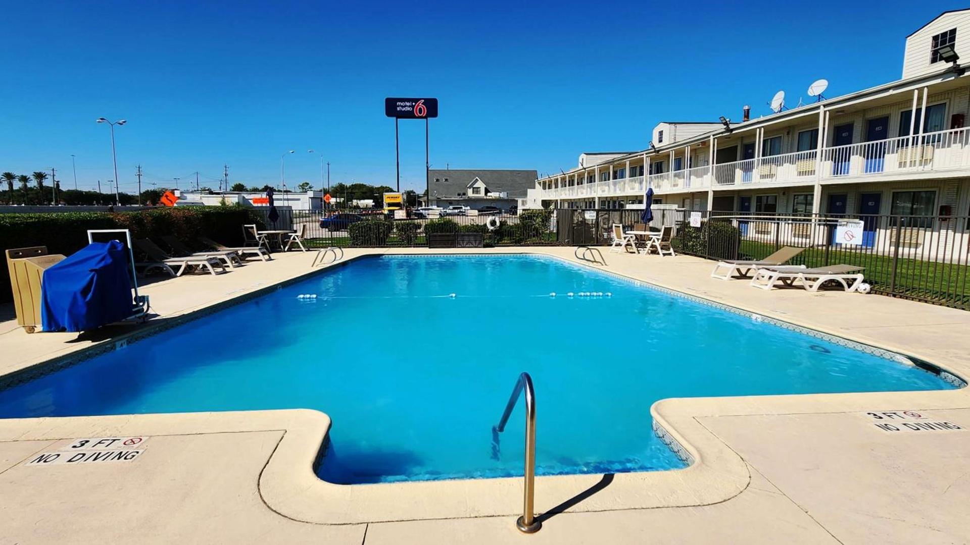 Motel 6-Webster, TX - Houston - Nasa Lake photo 2