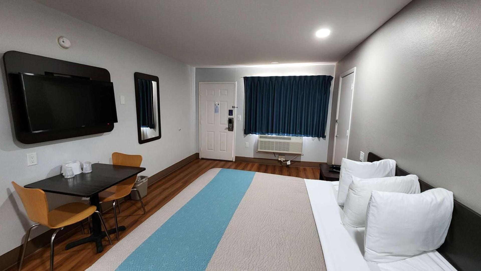 Motel 6-Webster, TX - Houston - Nasa Lake photo 17