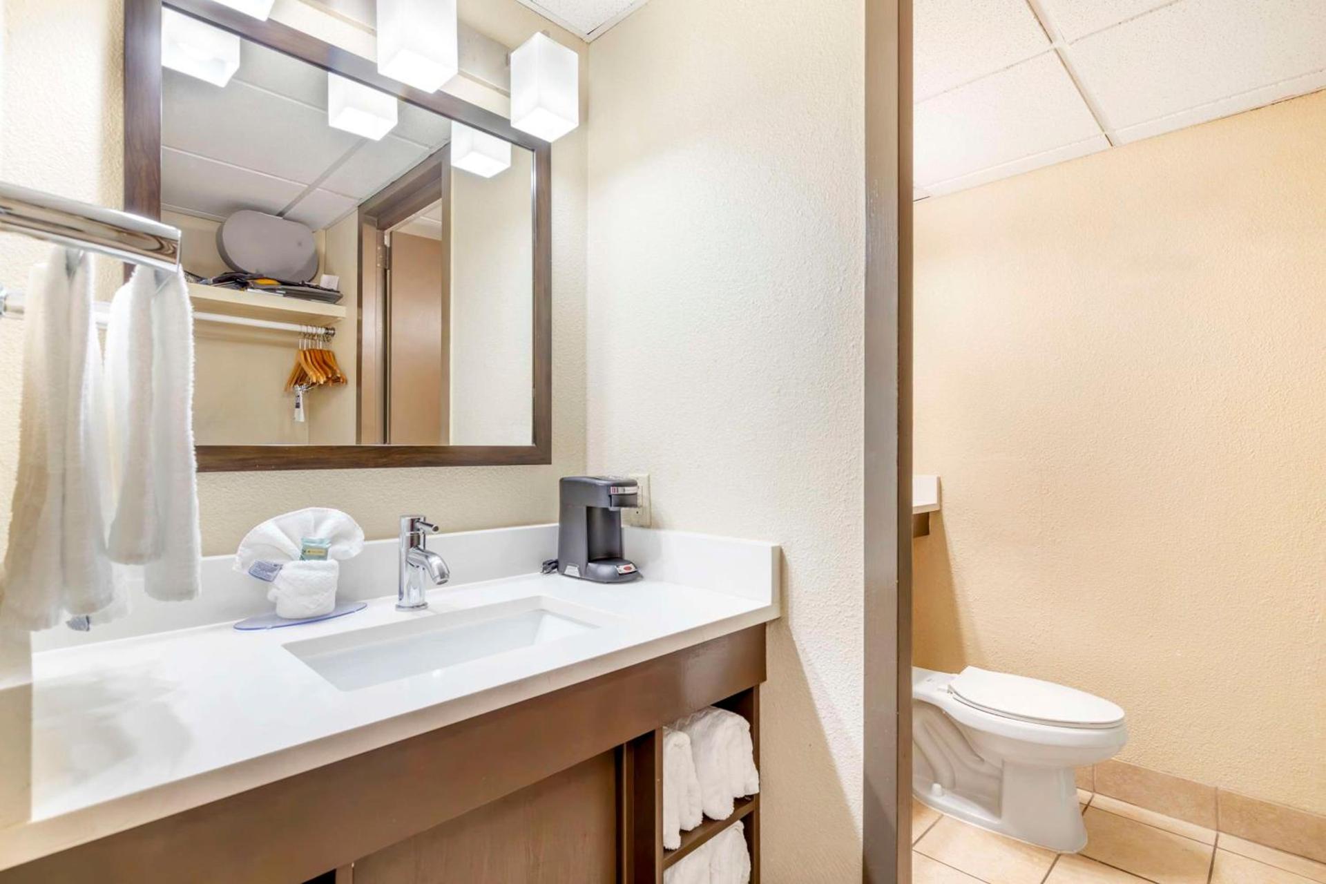 Best Western Corpus Christi photo 16