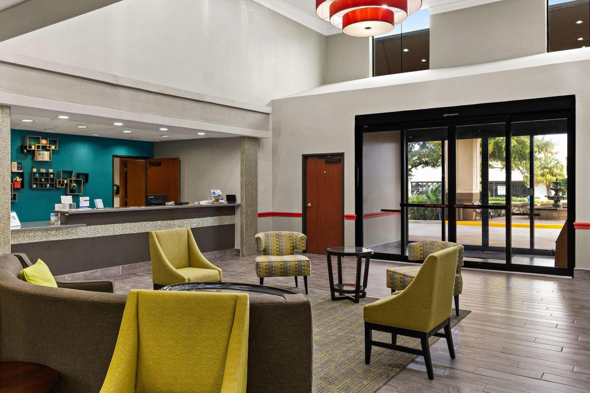 Best Western Galleria Inn & Suites photo 8
