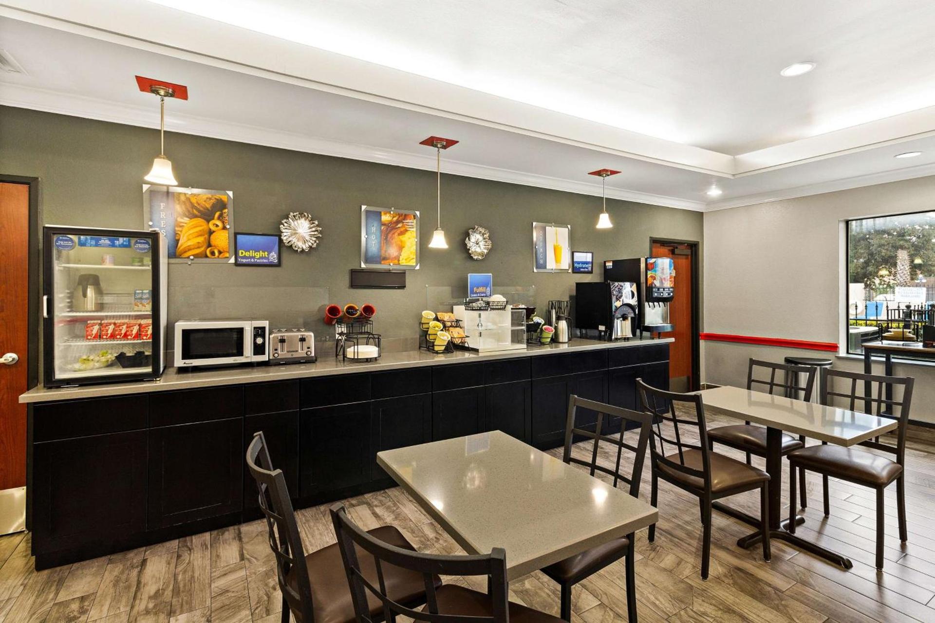 Best Western Galleria Inn & Suites photo 27