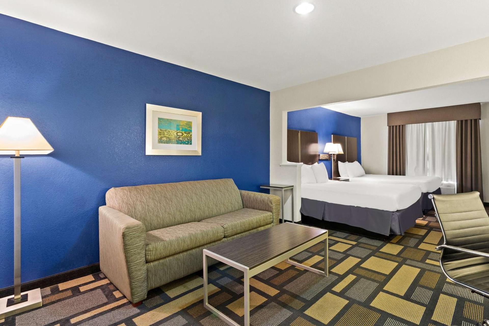 Best Western Galleria Inn & Suites photo 9