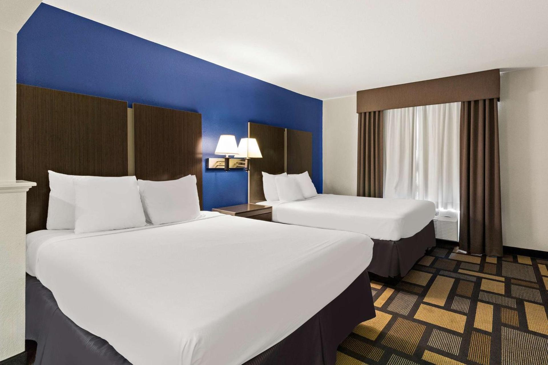 Best Western Galleria Inn & Suites photo 10
