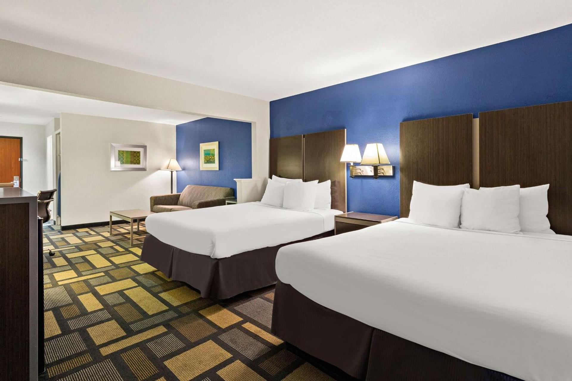 Best Western Galleria Inn & Suites photo 11
